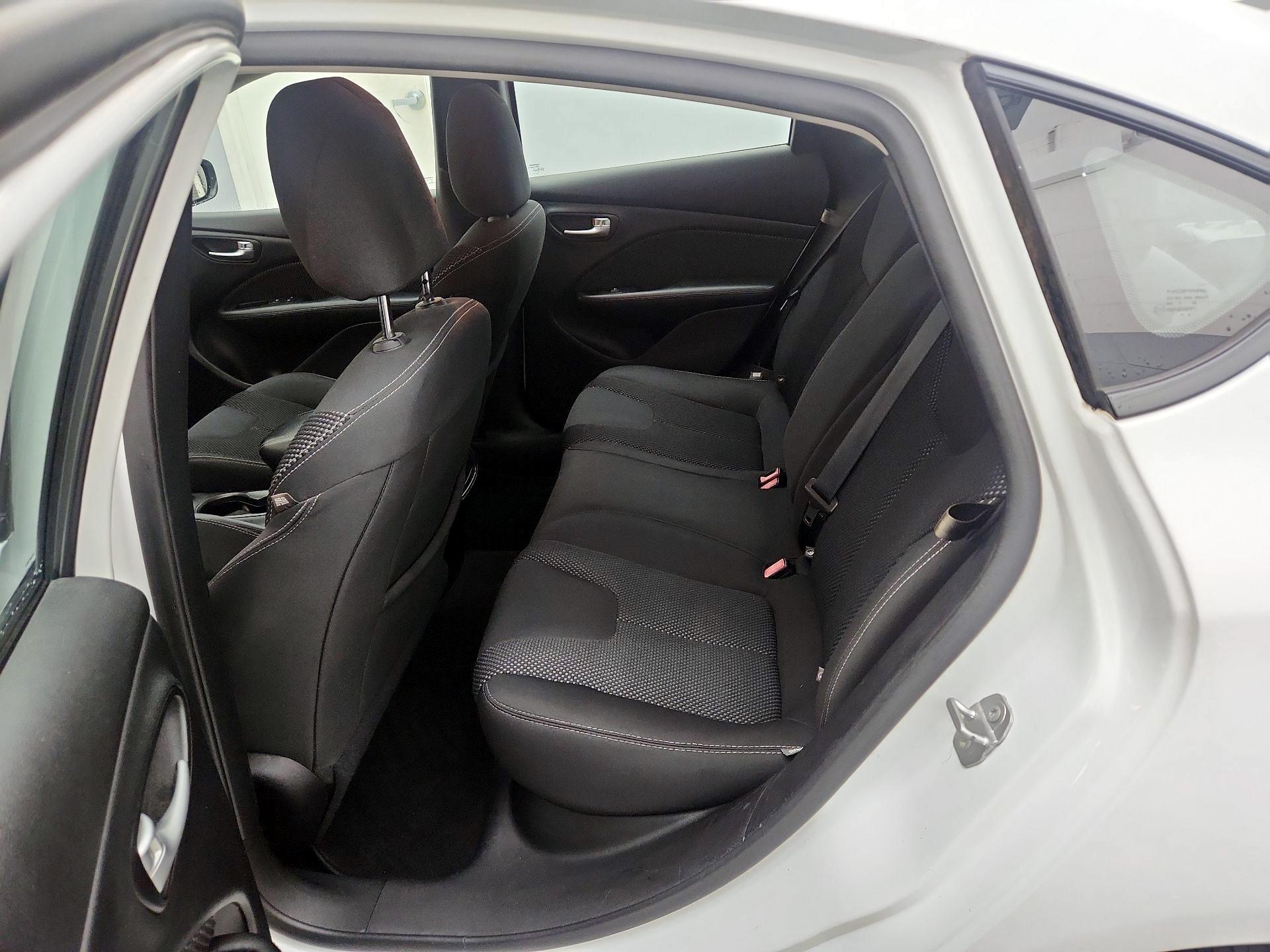 Thumbnail: 2016 Dodge Dart - 18