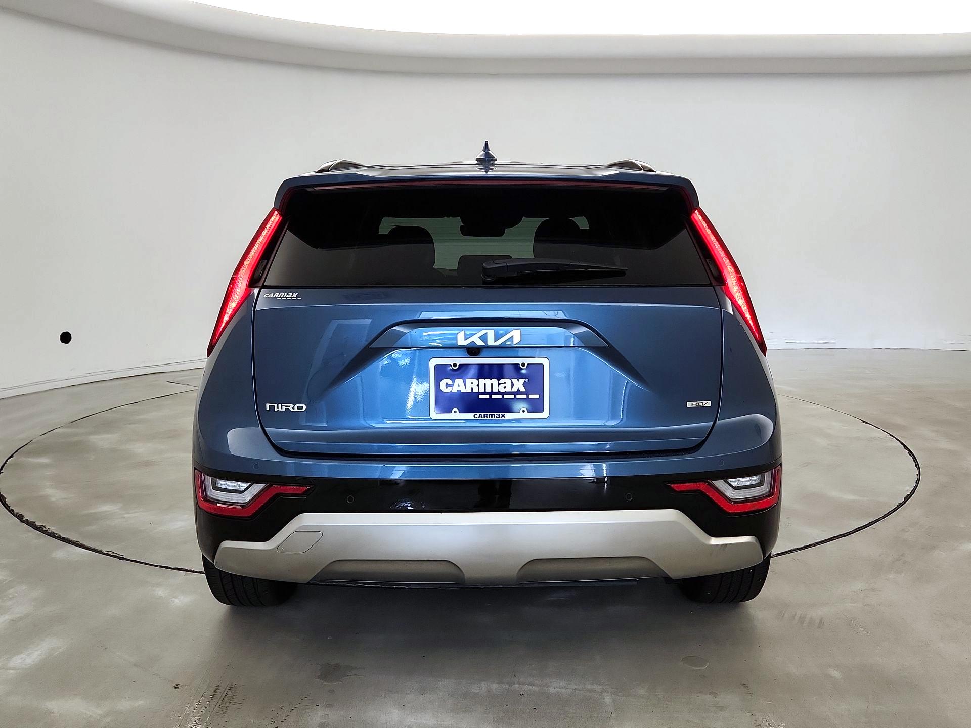 Thumbnail: 2023 Kia Niro - 6