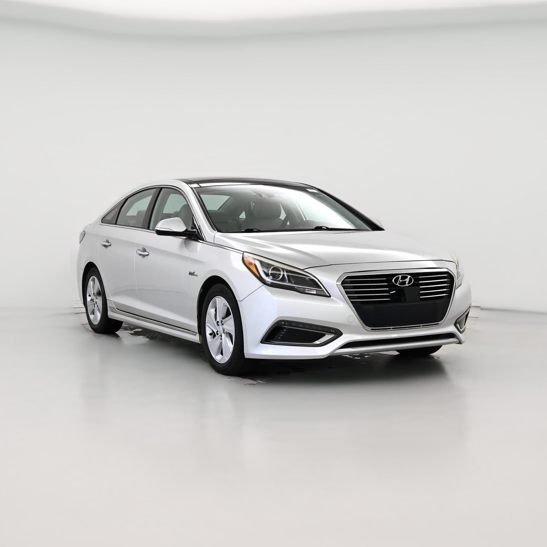 Thumbnail: 2016 Hyundai Sonata - 1