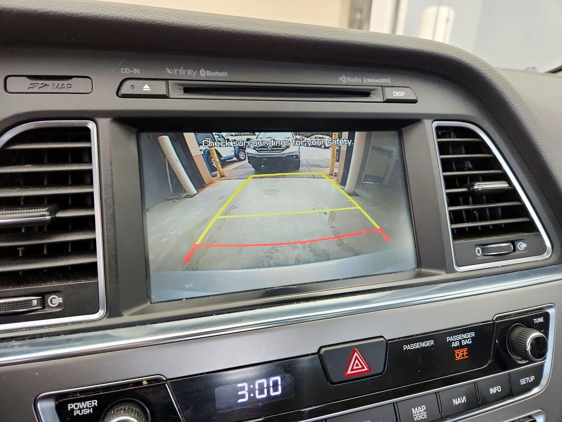 Thumbnail: 2016 Hyundai Sonata - 15