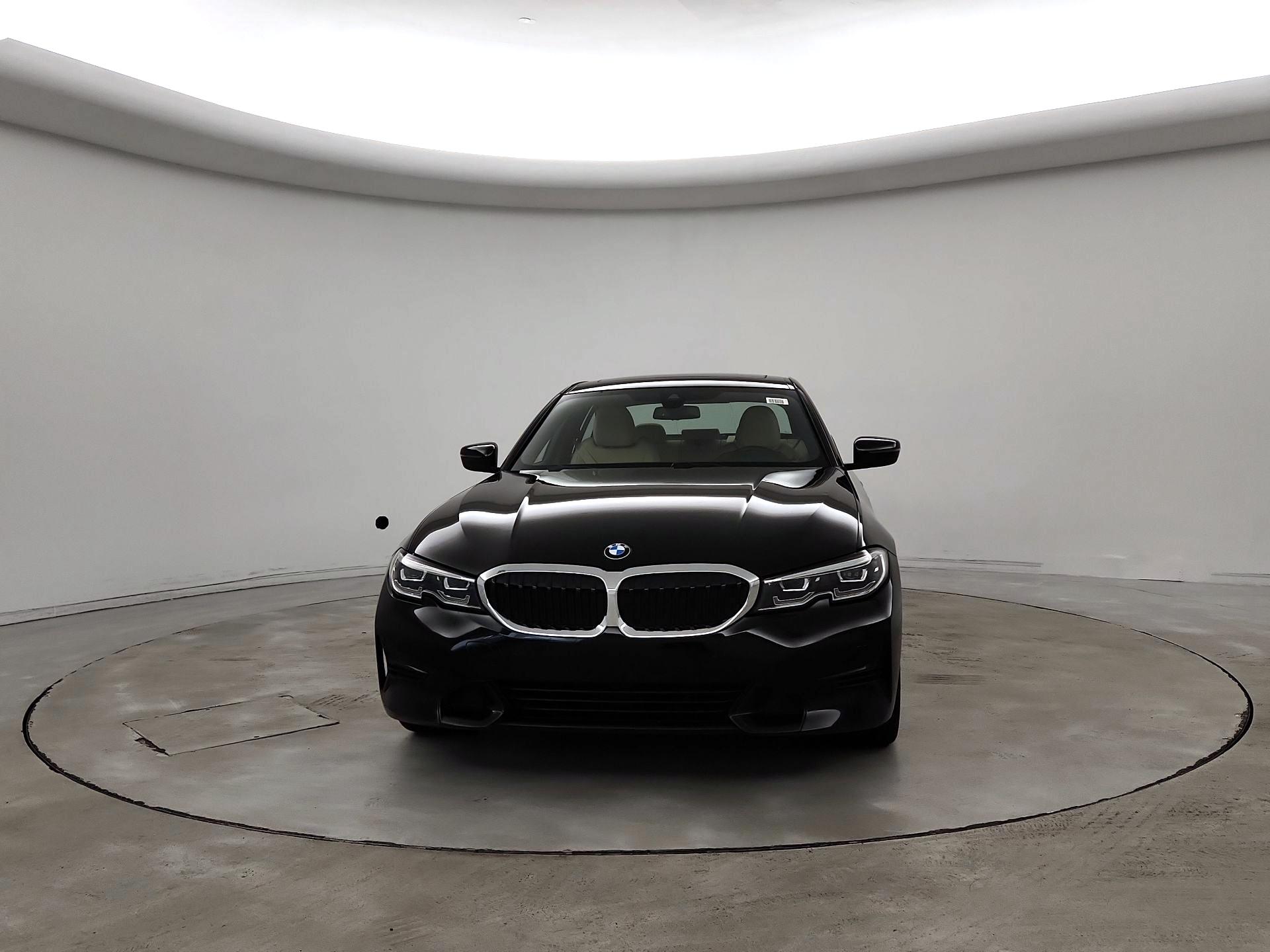 Thumbnail: 2019 BMW 3 Series - 2