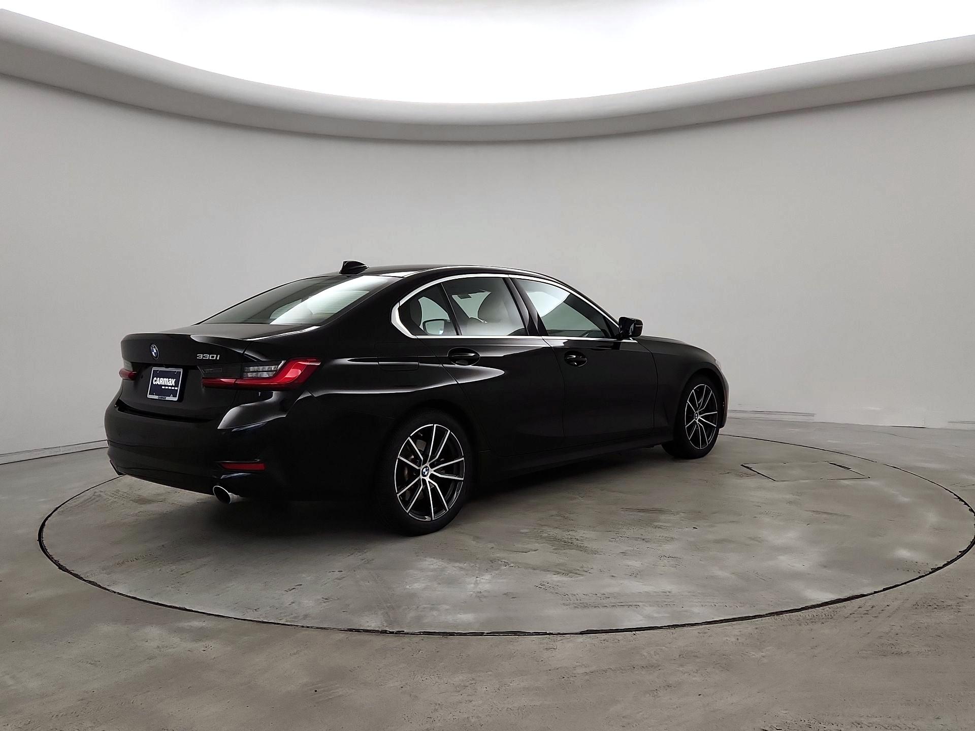 Thumbnail: 2019 BMW 3 Series - 5