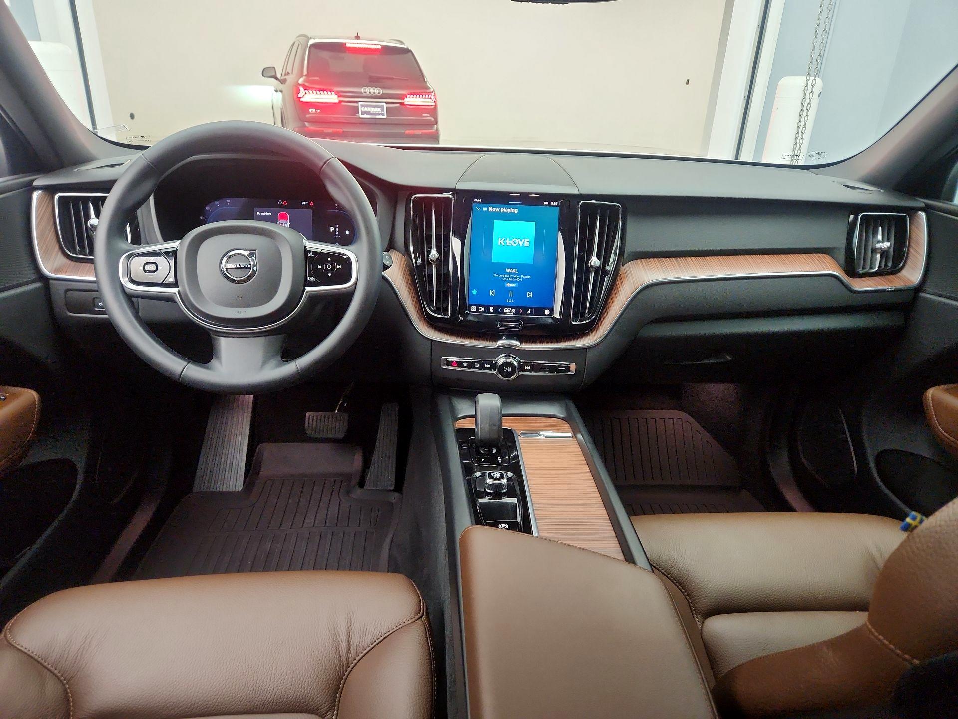 Thumbnail: 2024 Volvo XC60 - 9