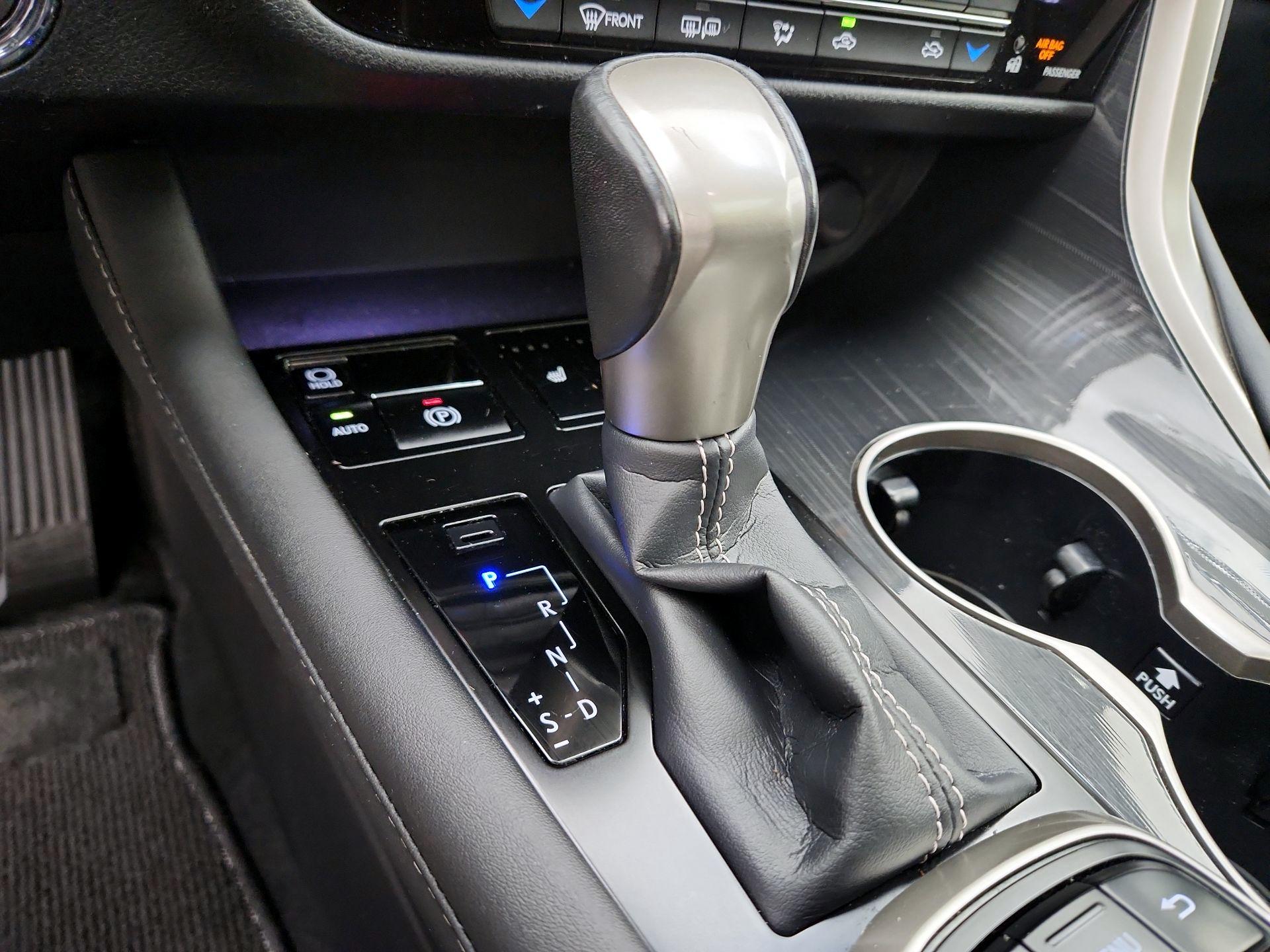 Thumbnail: 2019 Lexus RX - 17