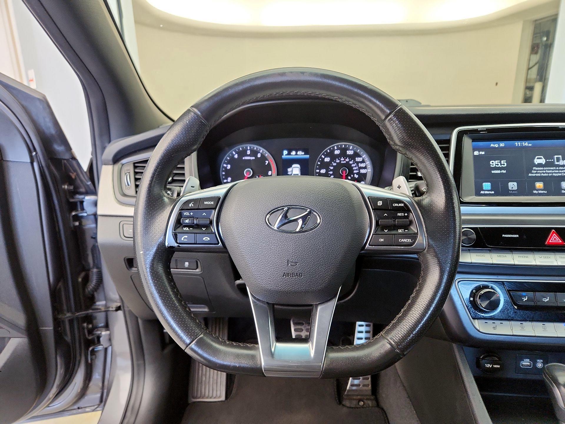 Thumbnail: 2018 Hyundai Sonata - 10