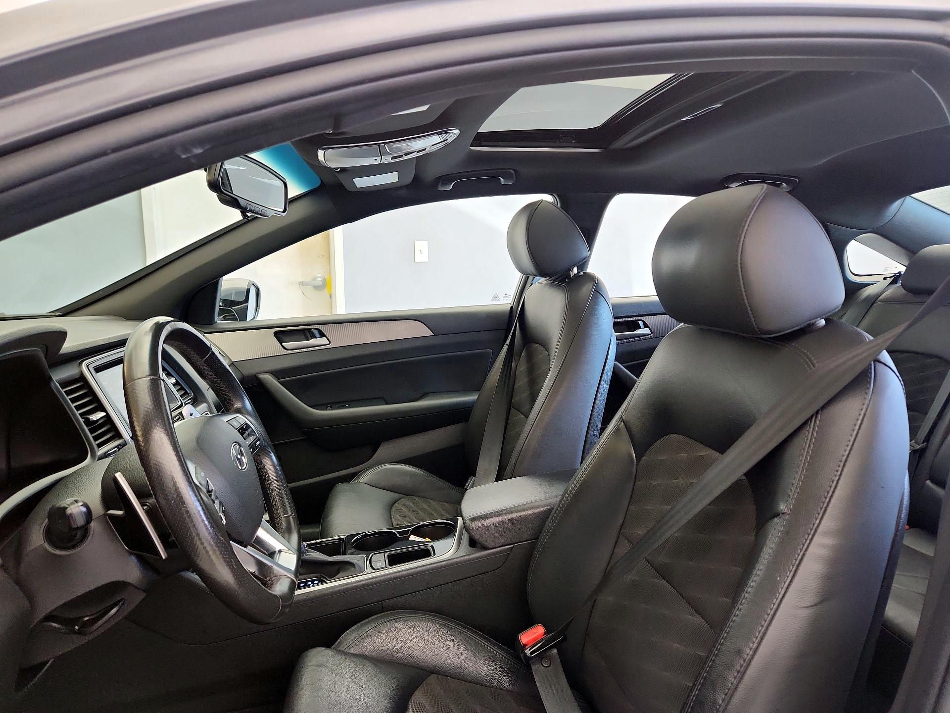 Thumbnail: 2018 Hyundai Sonata - 19