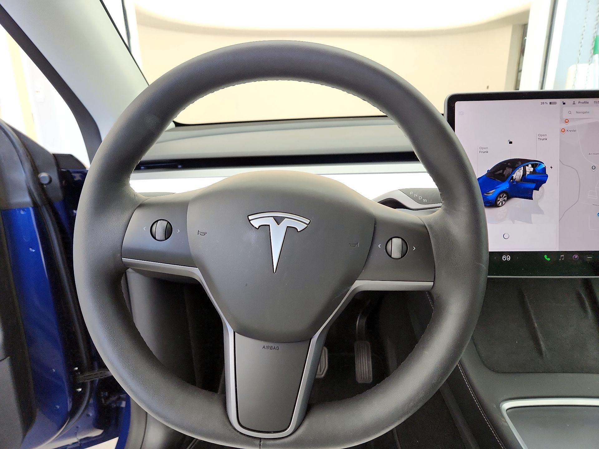 Thumbnail: 2022 Tesla Model Y - 10