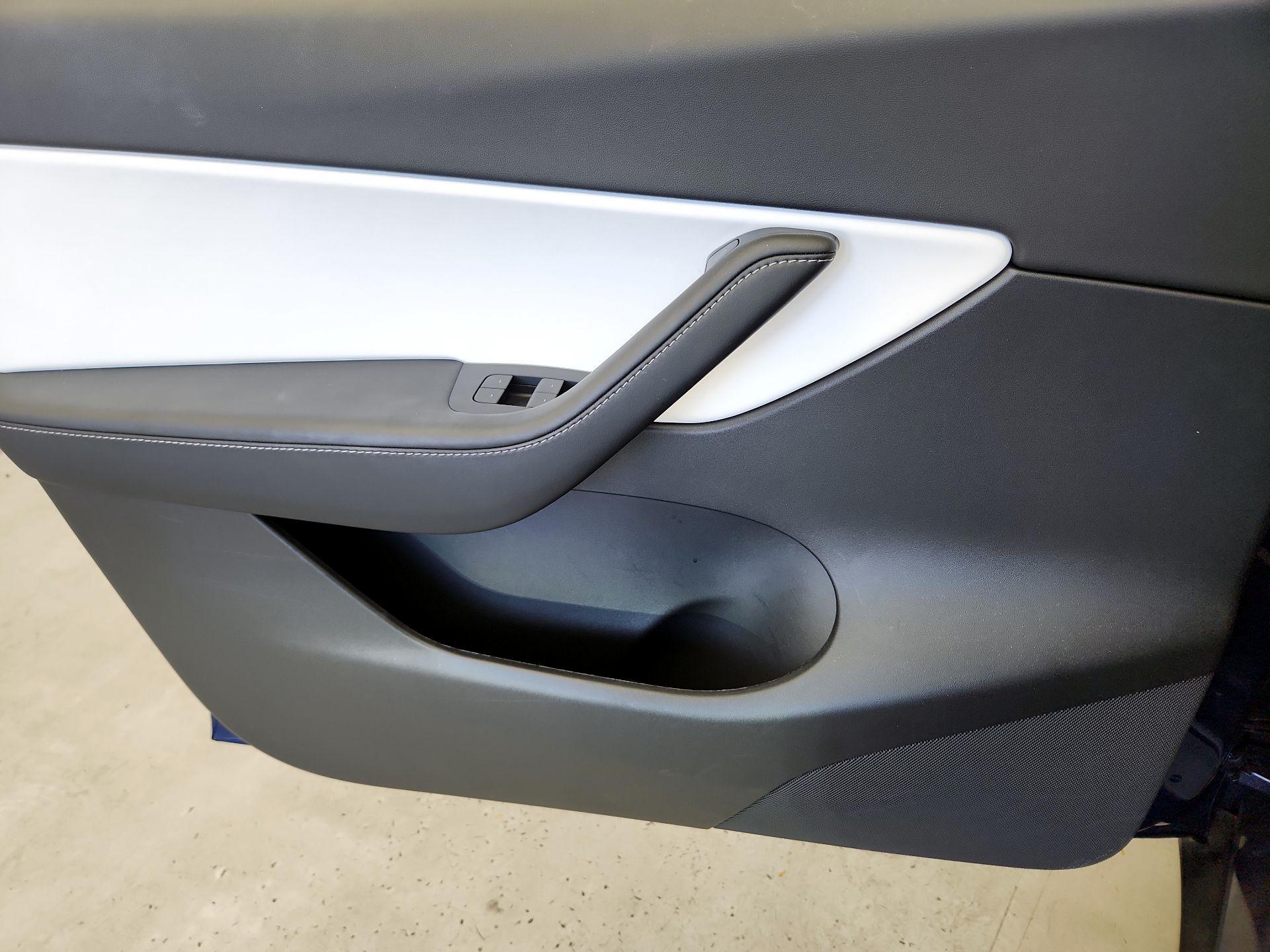 Thumbnail: 2022 Tesla Model Y - 12