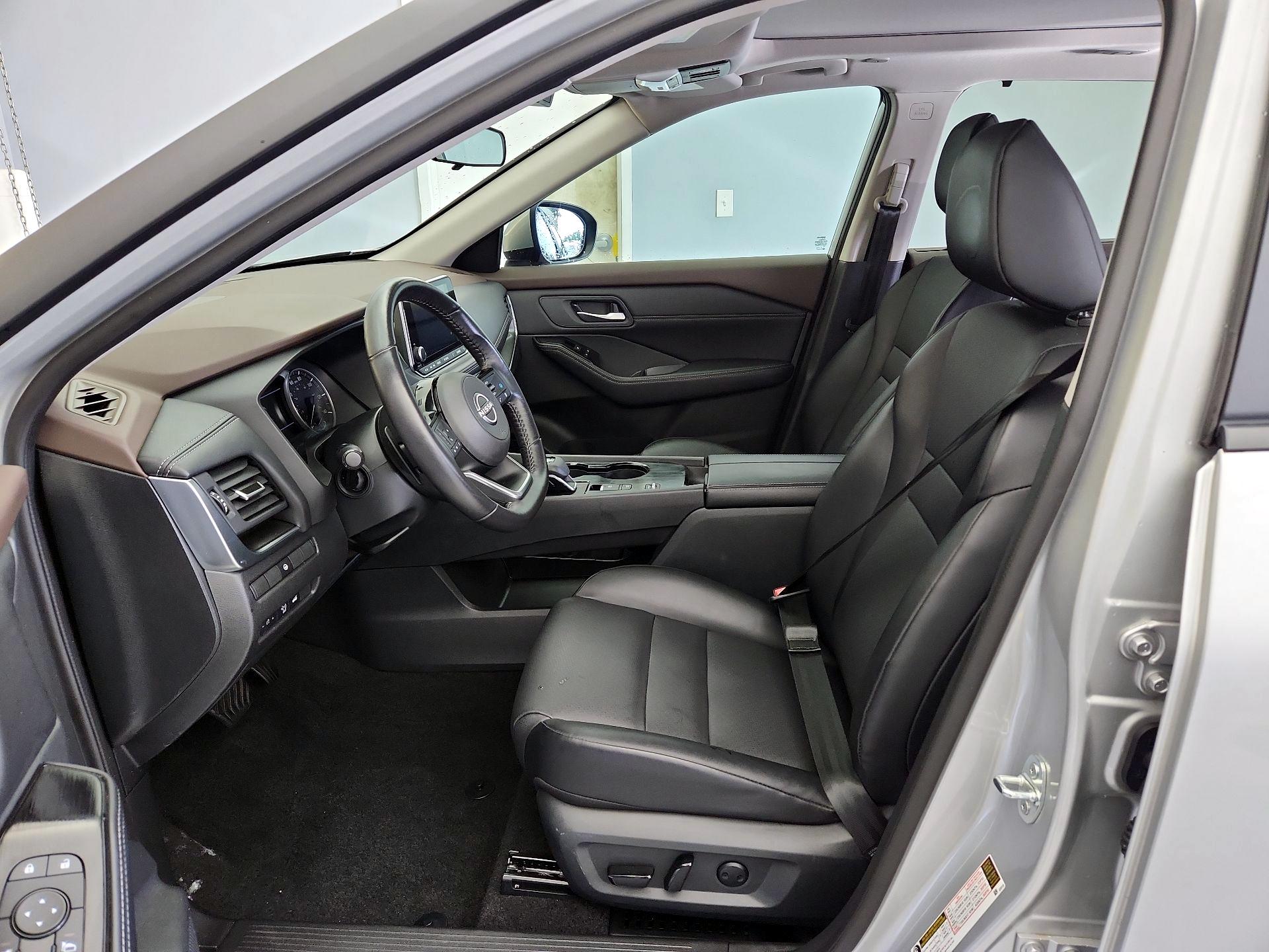 Thumbnail: 2023 Nissan Rogue - 11