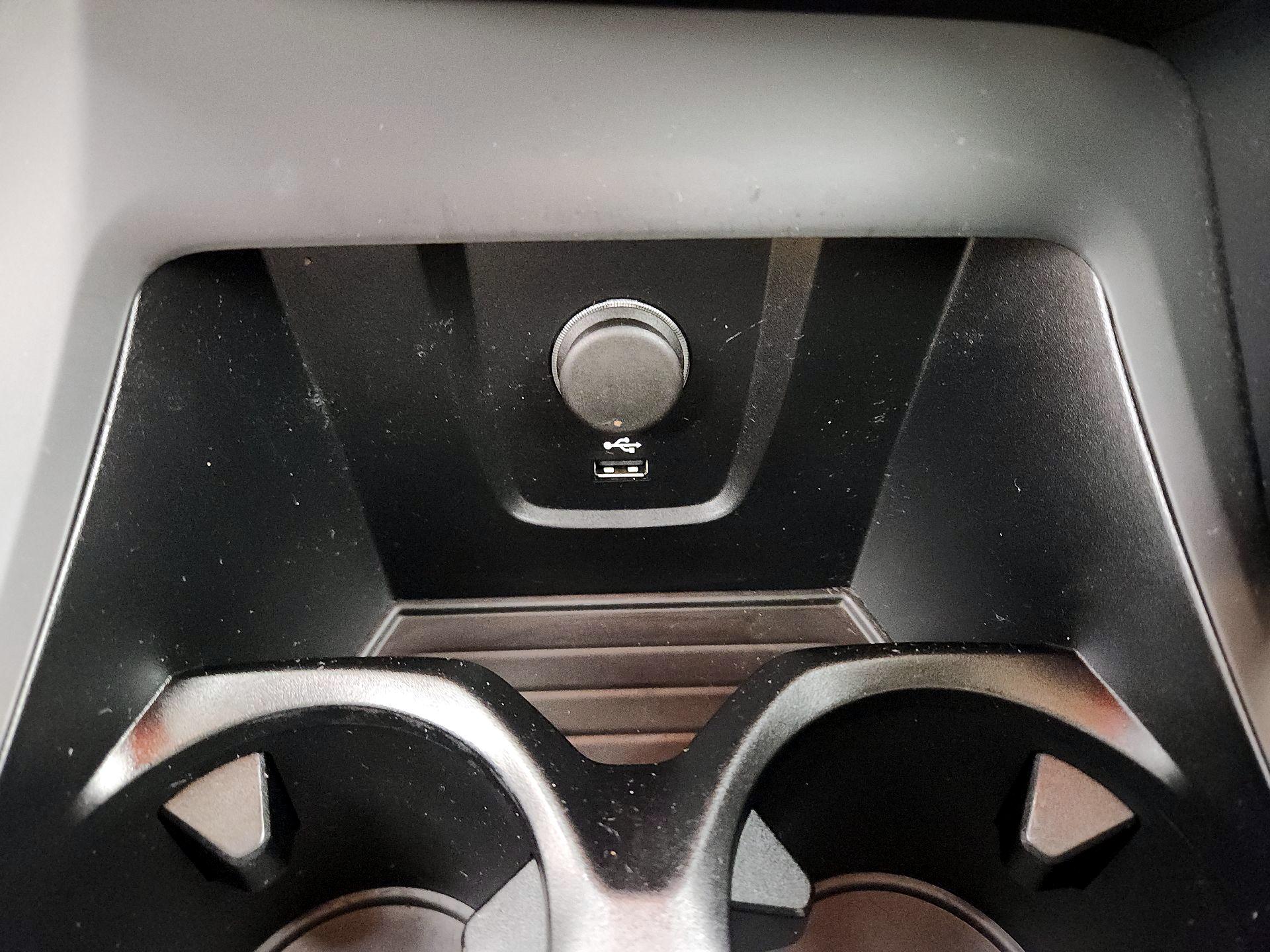 Thumbnail: 2021 BMW X1 - 19