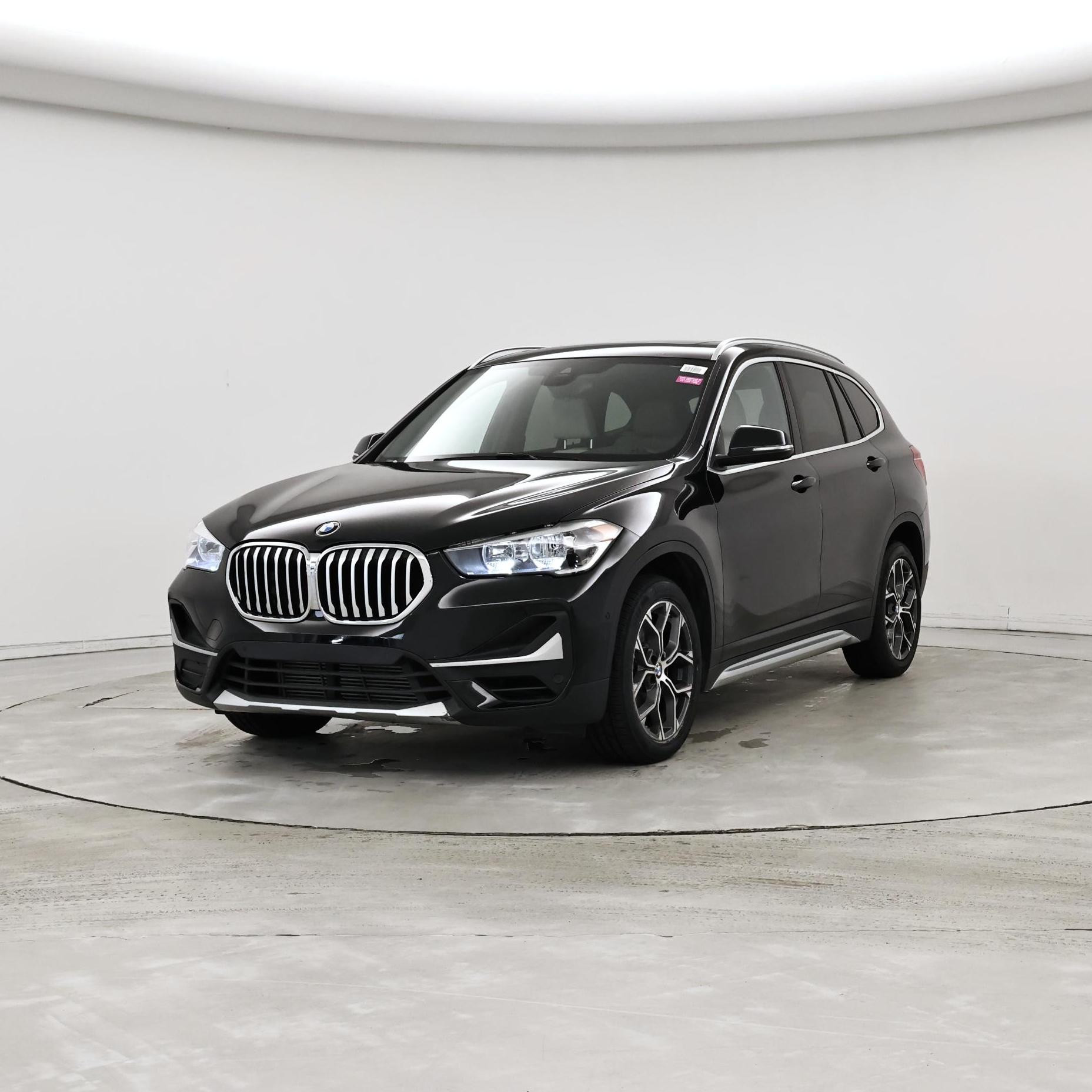 Thumbnail: 2021 BMW X1 - 4