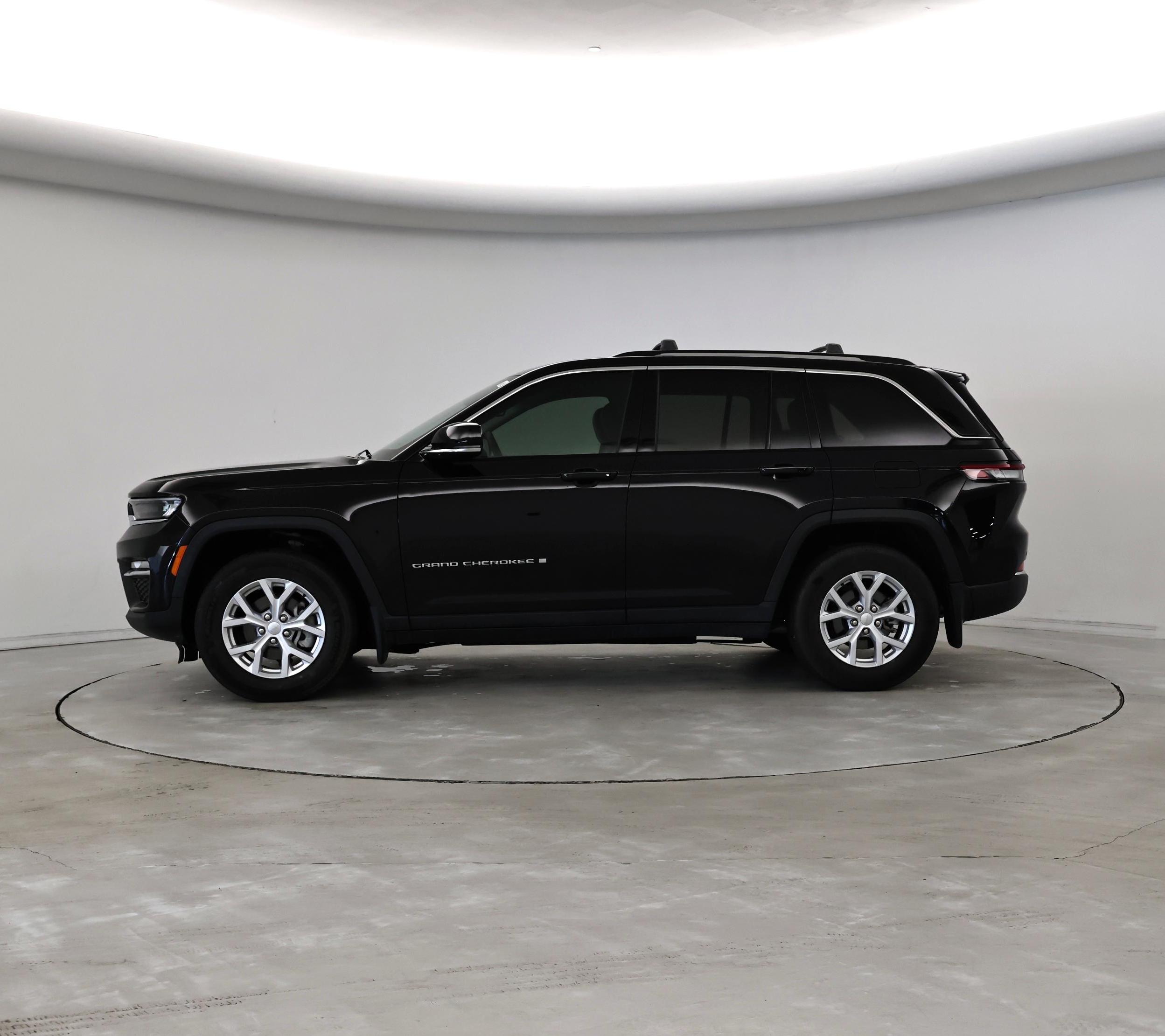Thumbnail: 2023 Jeep Grand Cherokee - 3