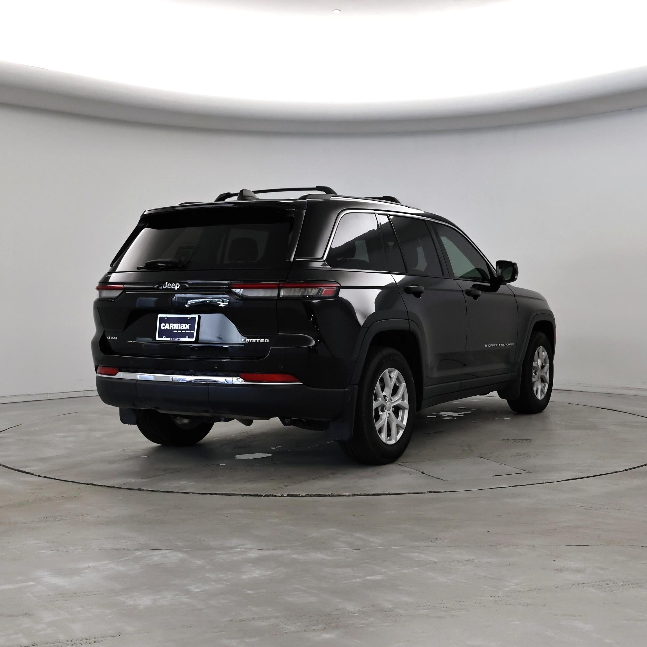 Thumbnail: 2023 Jeep Grand Cherokee - 8