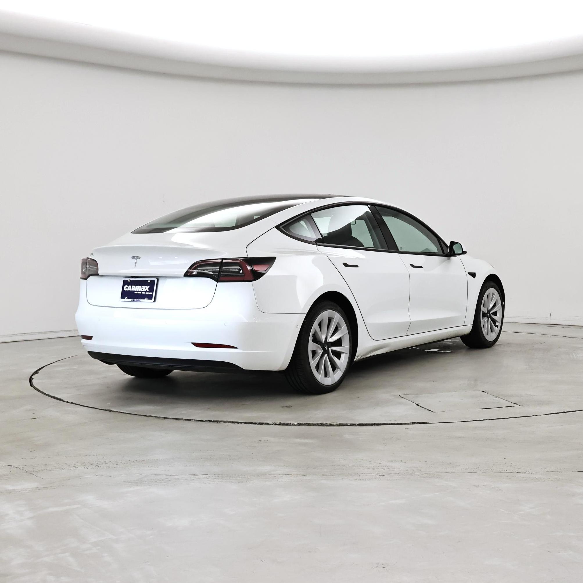 Thumbnail: 2021 Tesla Model 3 - 8