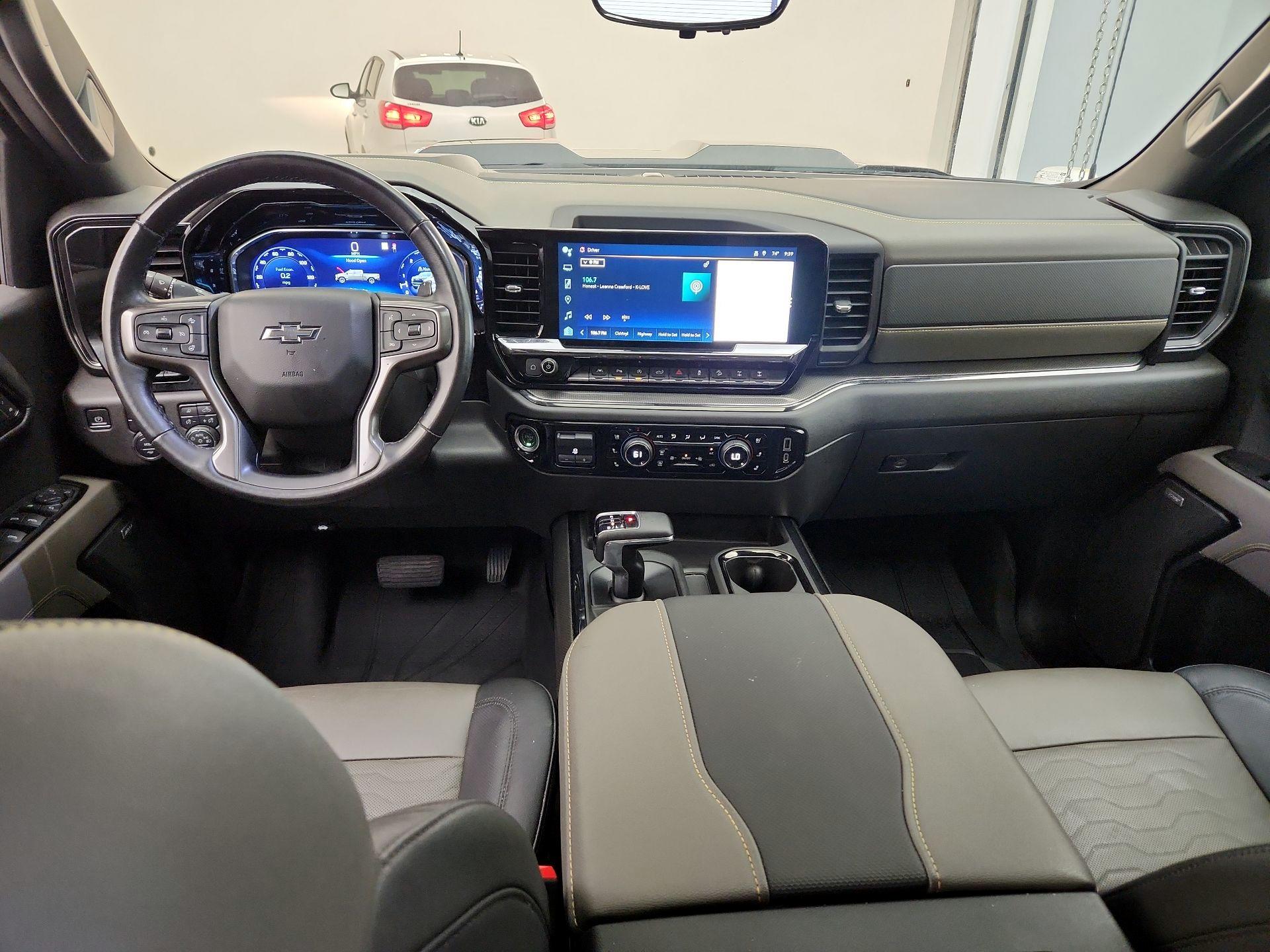 Thumbnail: 2023 Chevrolet Silverado 1500 - 9