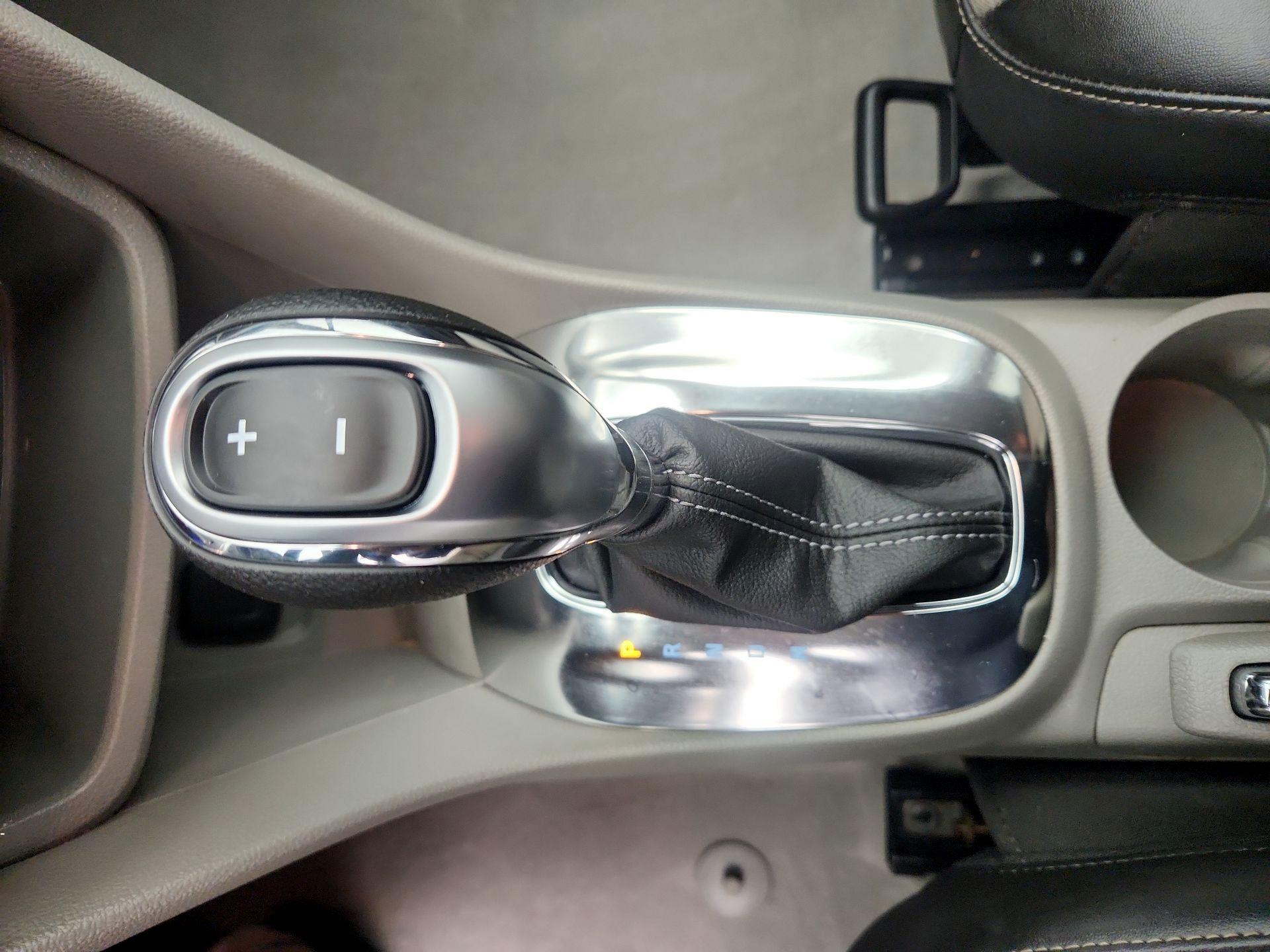 Thumbnail: 2015 Buick Encore - 17