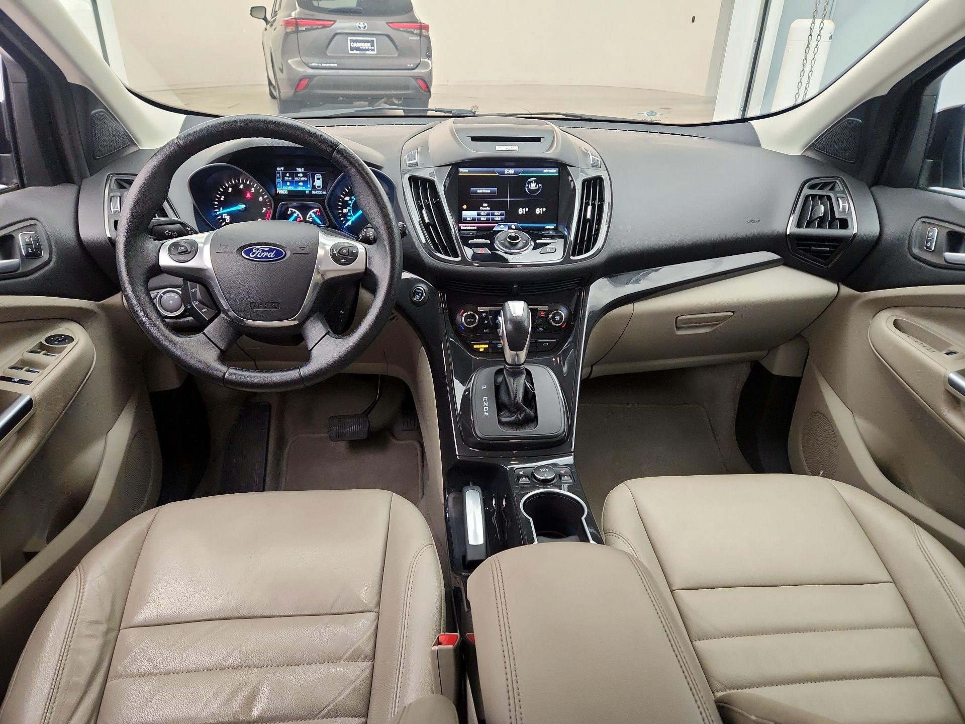 Thumbnail: 2015 Ford Escape - 9