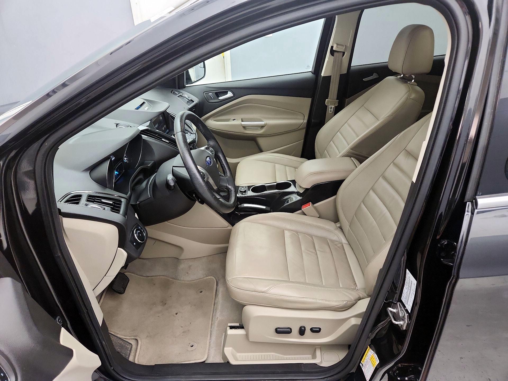 Thumbnail: 2015 Ford Escape - 11
