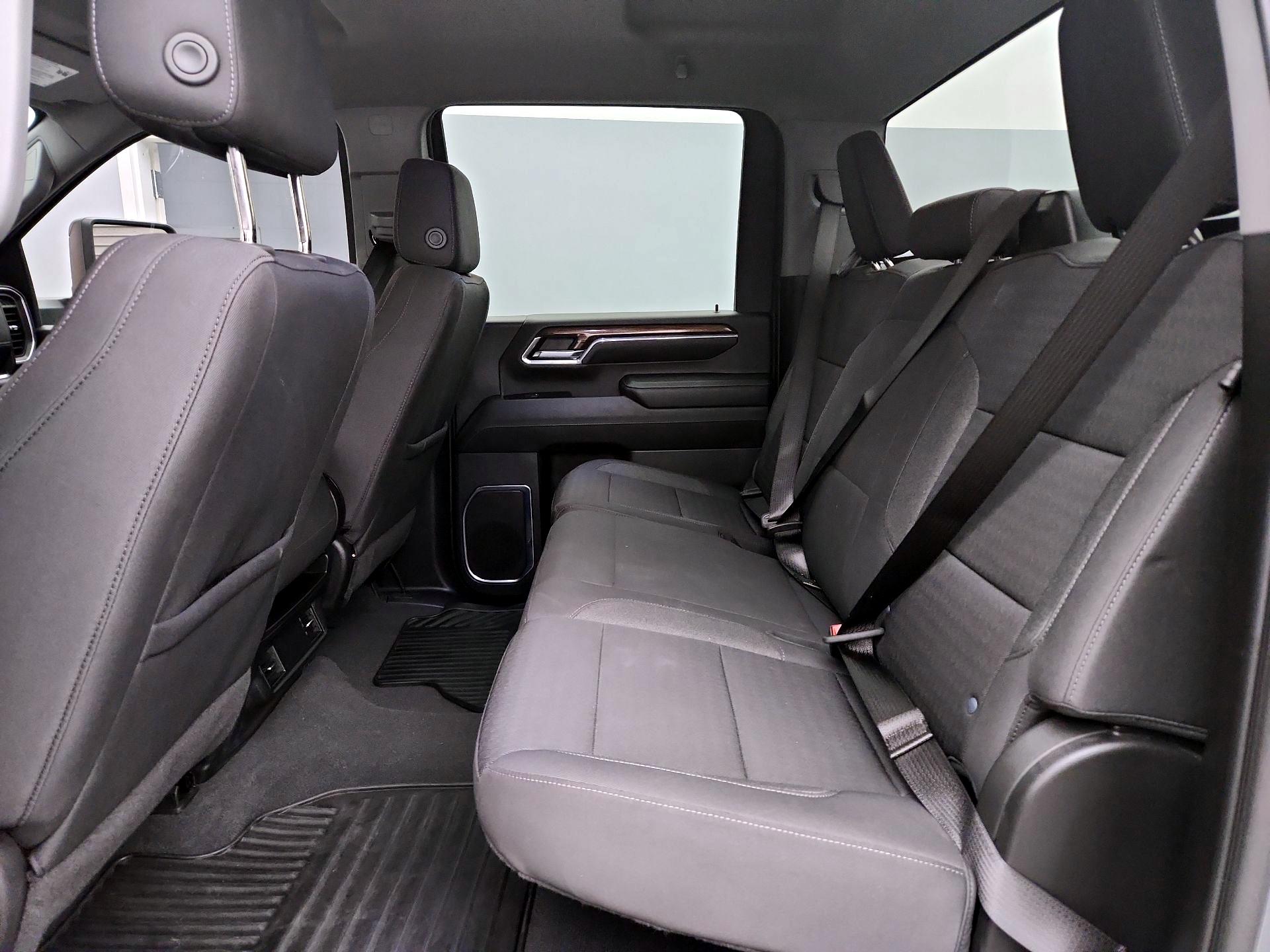 Thumbnail: 2024 Chevrolet Silverado 2500 - 19