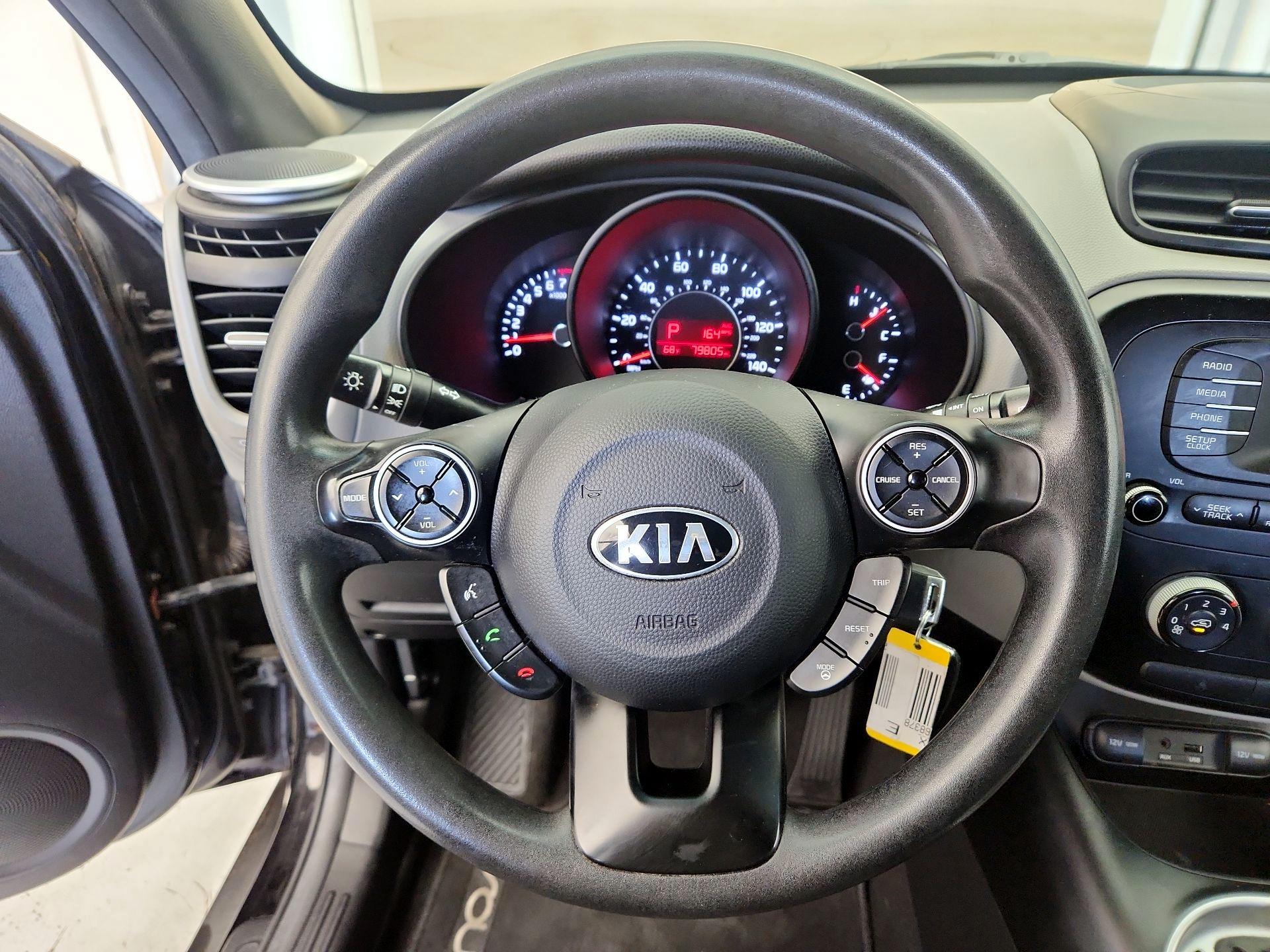 Thumbnail: 2014 Kia Soul - 10