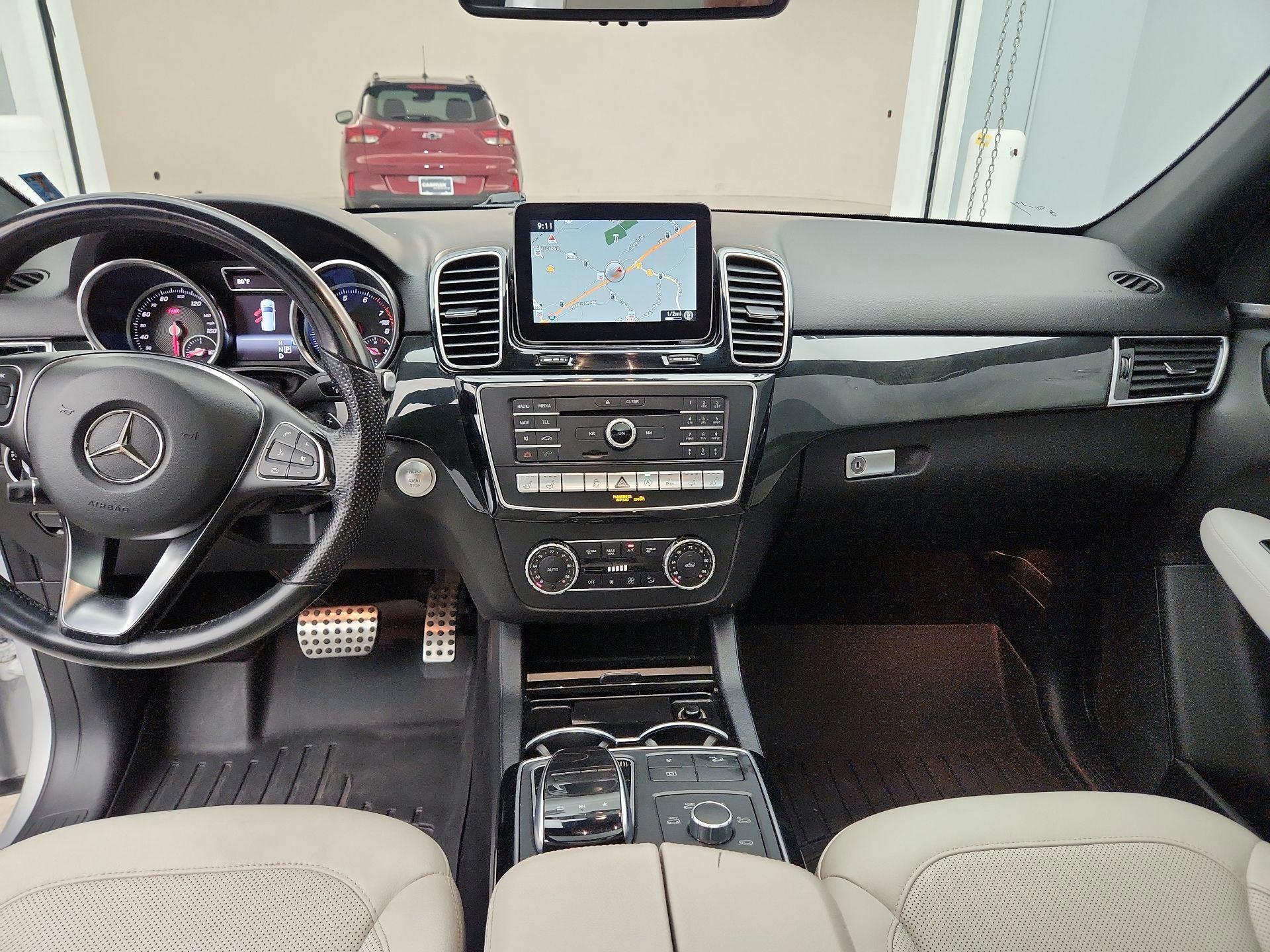 Thumbnail: 2019 Mercedes-Benz GLE - 9