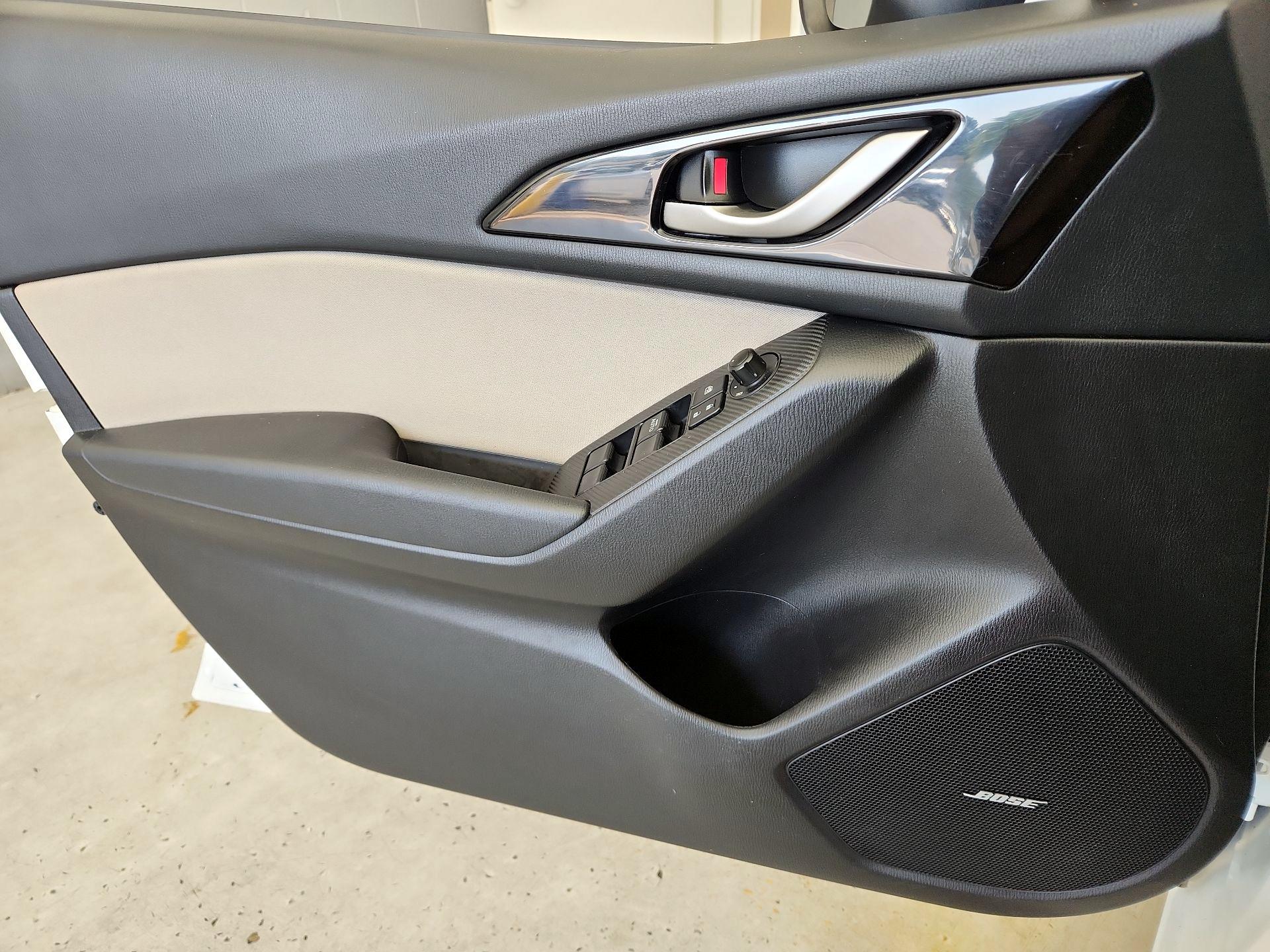 Thumbnail: 2014 Mazda Mazda3 - 12