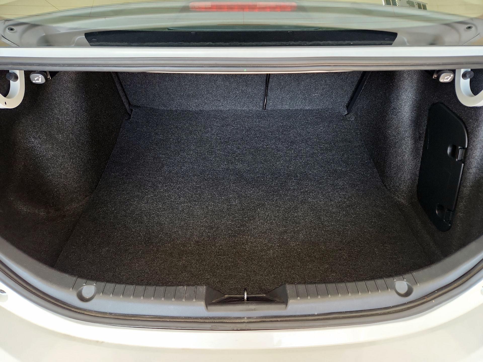 Thumbnail: 2014 Mazda Mazda3 - 19