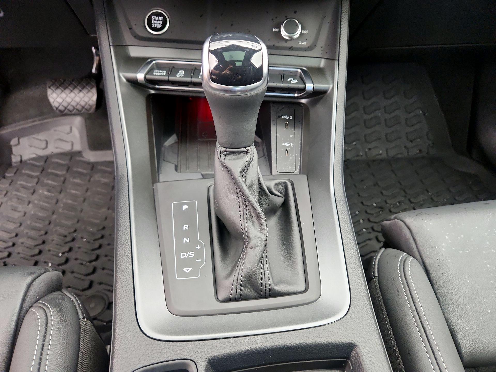 Thumbnail: 2024 Audi Q3 - 18