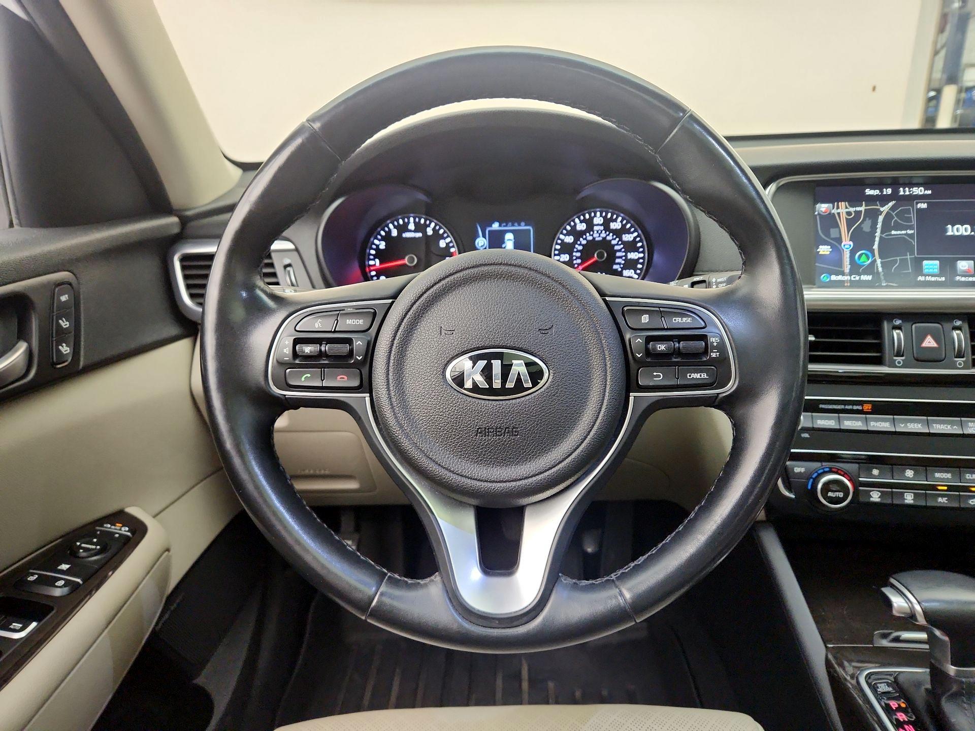 Thumbnail: 2016 Kia Optima - 10