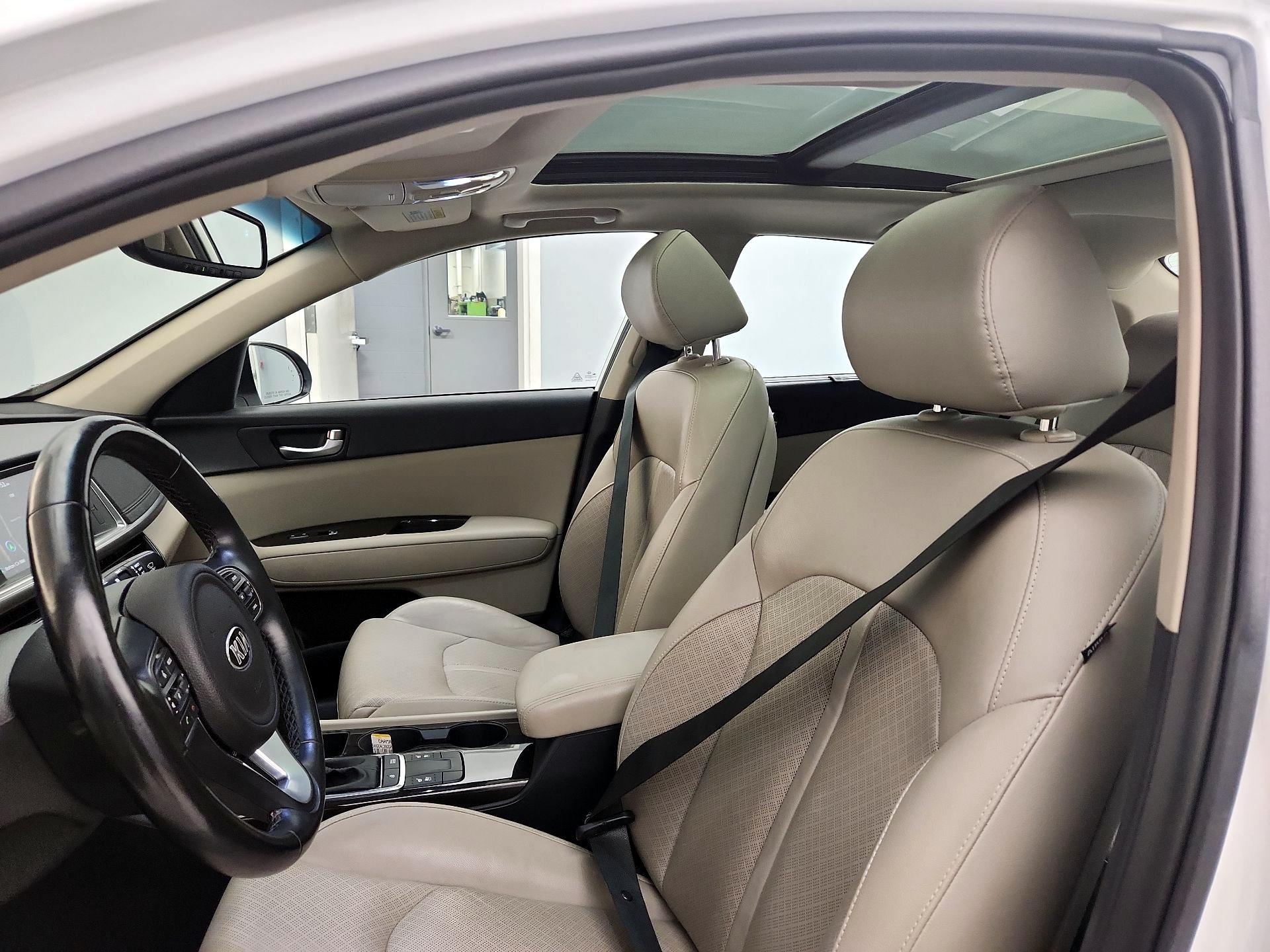 Thumbnail: 2016 Kia Optima - 20