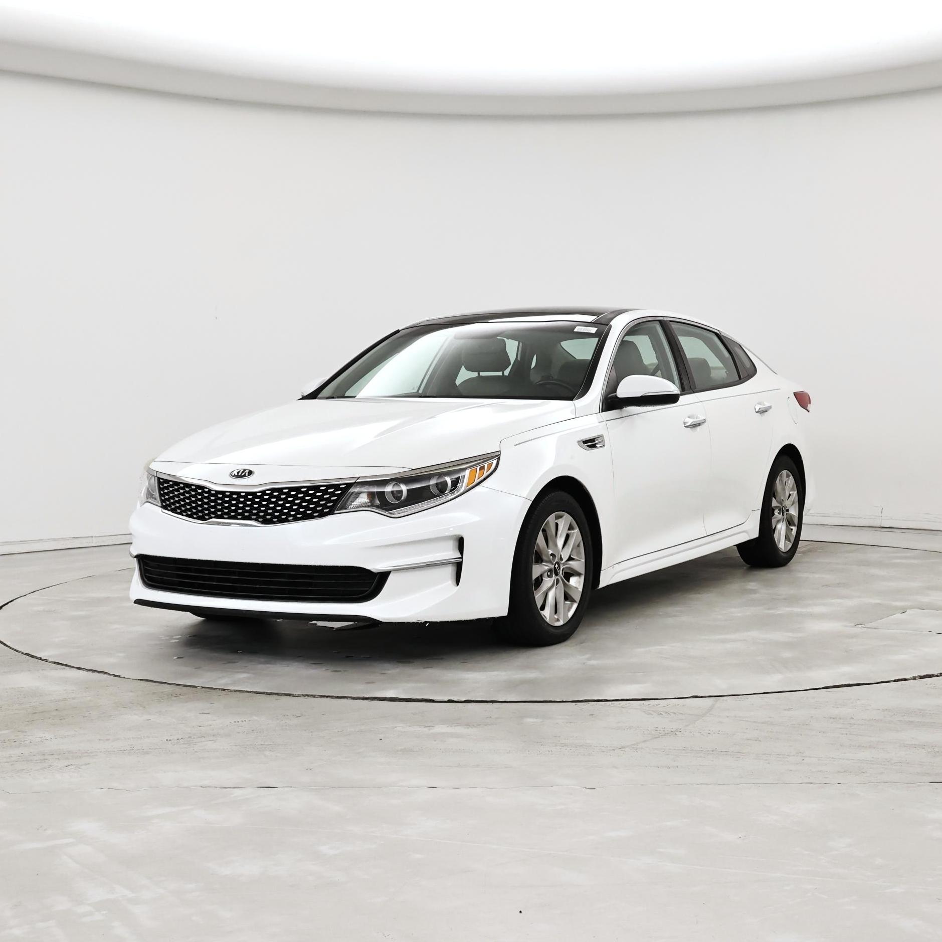 Thumbnail: 2016 Kia Optima - 4