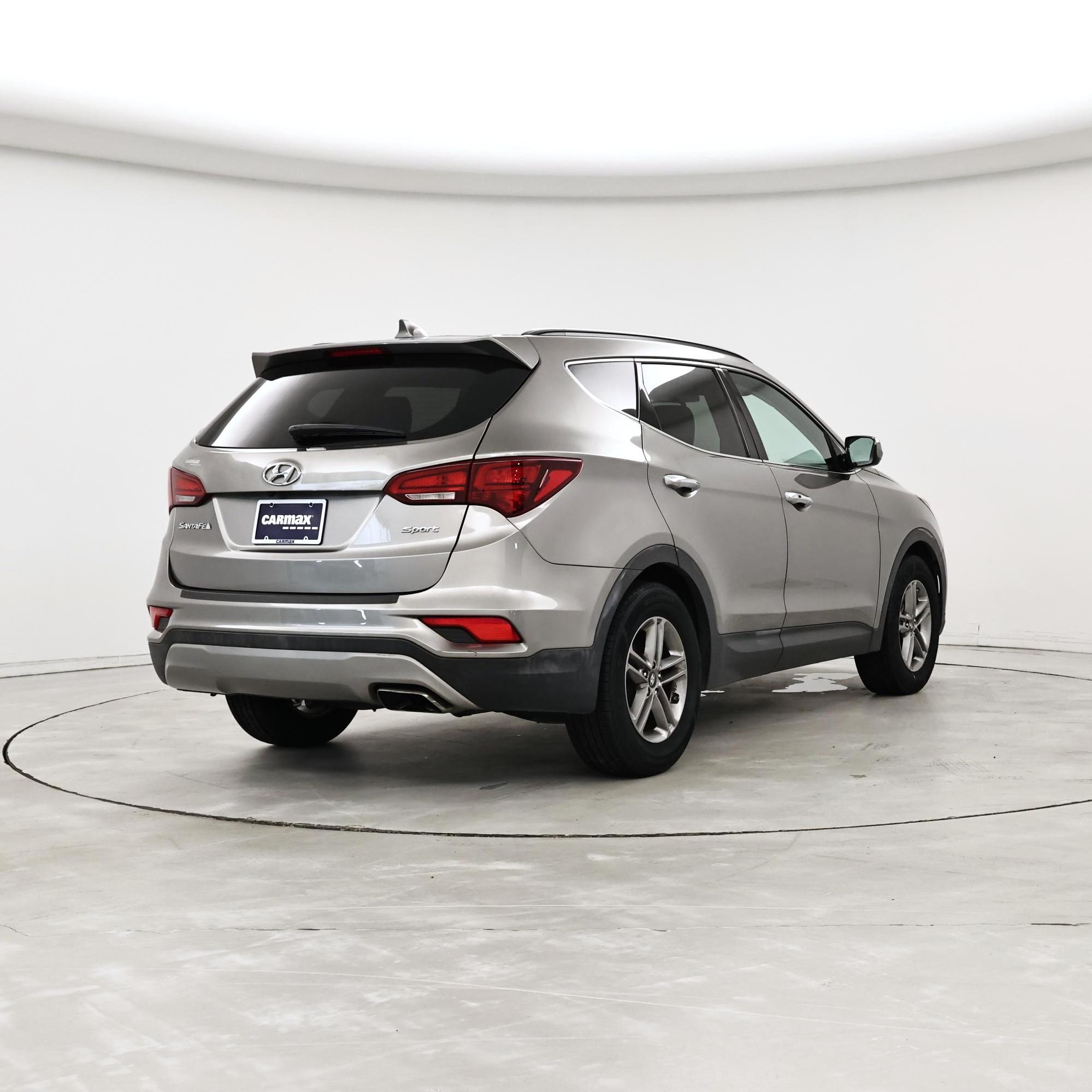 Thumbnail: 2017 Hyundai Santa Fe - 8