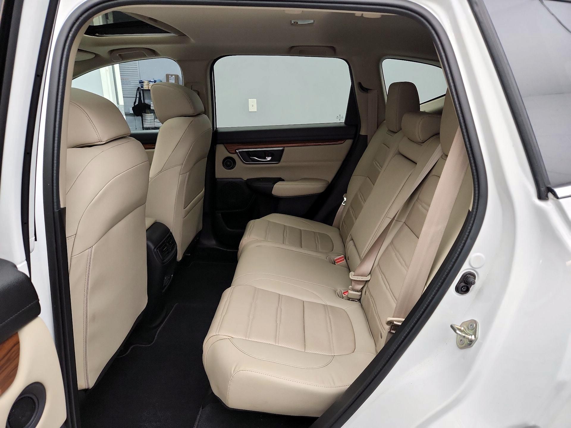 Thumbnail: 2019 Honda CR-V - 19