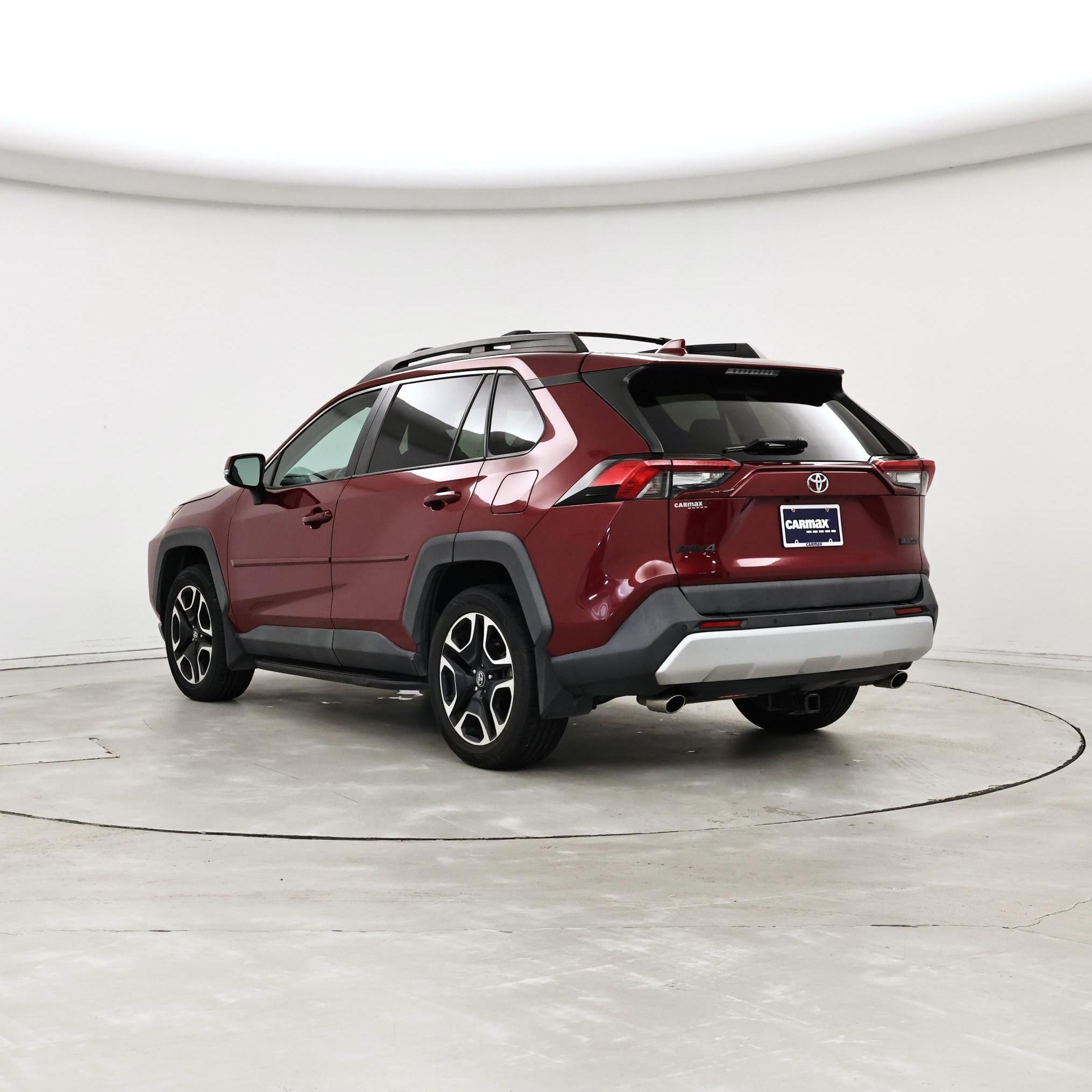 Thumbnail: 2019 Toyota RAV4 - 2