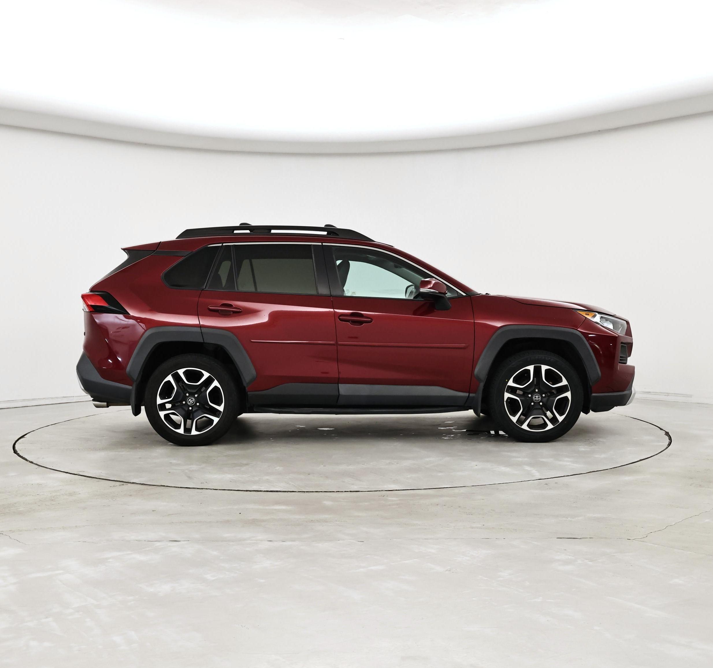 Thumbnail: 2019 Toyota RAV4 - 7
