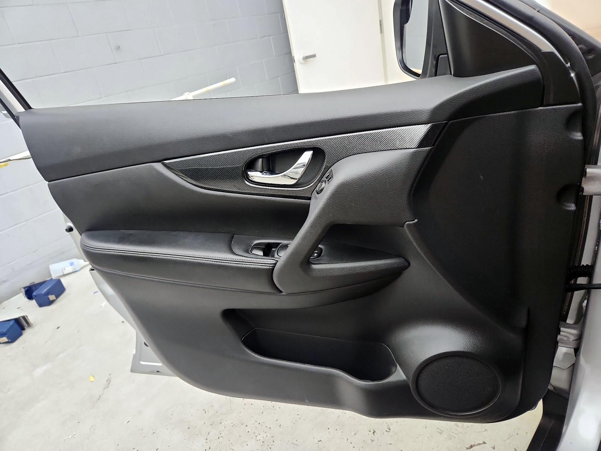 Thumbnail: 2014 Nissan Rogue - 12