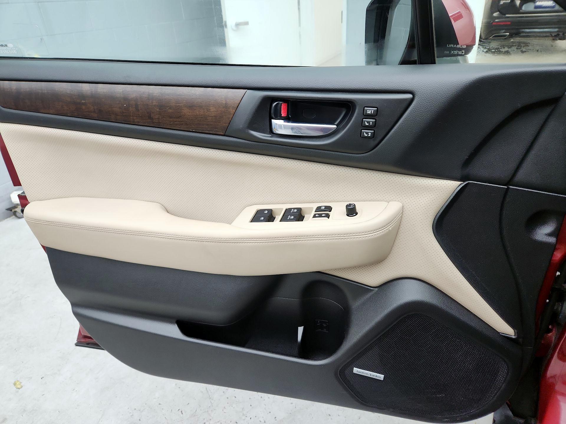 Thumbnail: 2015 Subaru Outback - 12