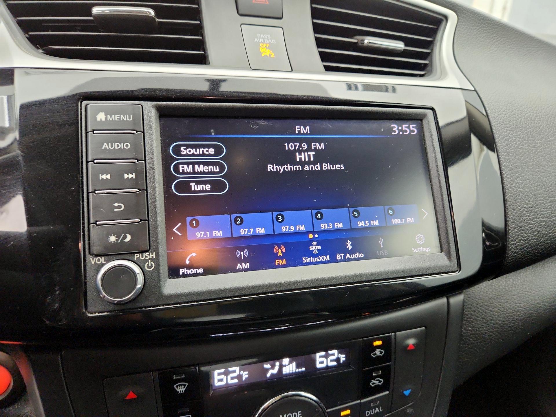 Thumbnail: 2019 Nissan Sentra - 15