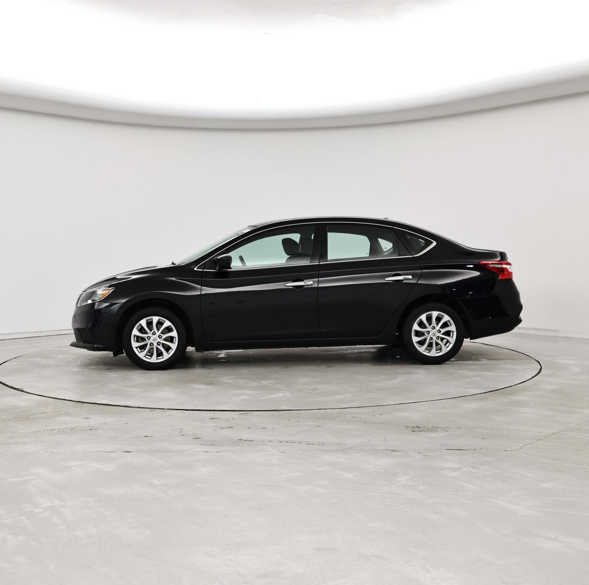 Thumbnail: 2019 Nissan Sentra - 3
