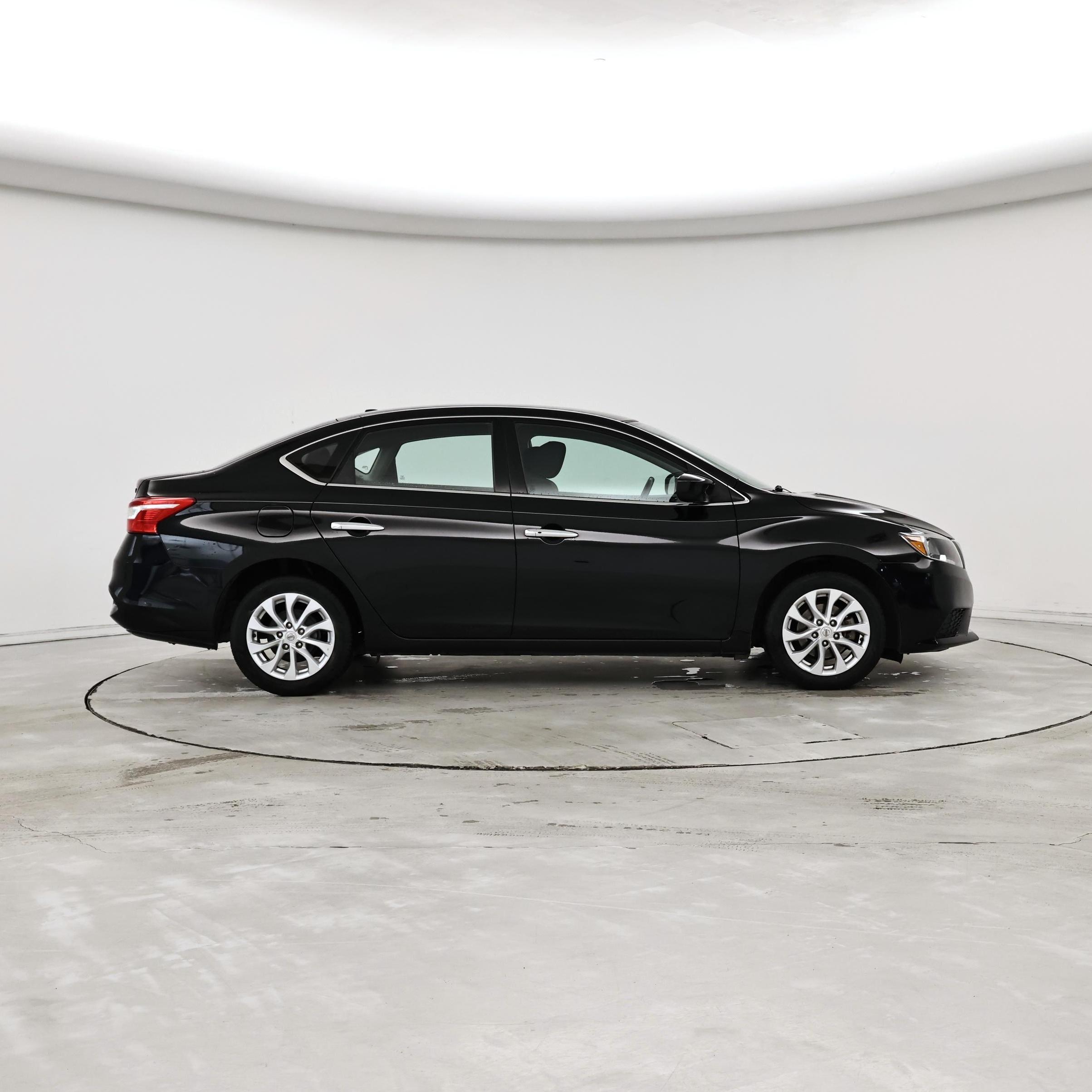 Thumbnail: 2019 Nissan Sentra - 7