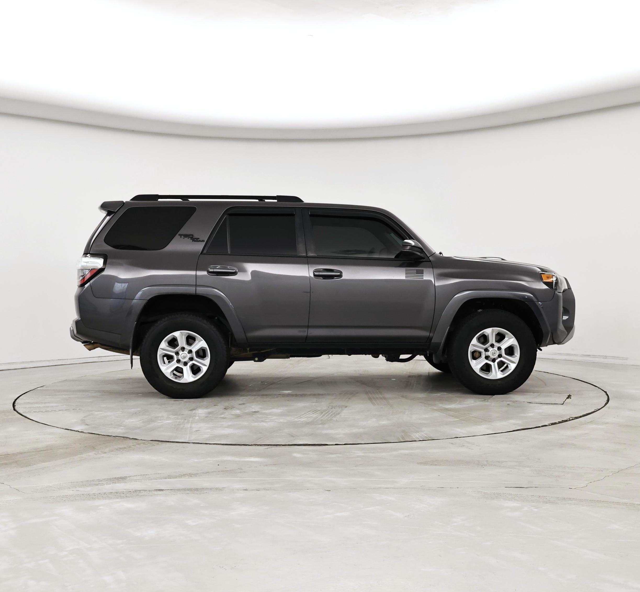 Thumbnail: 2019 Toyota 4Runner - 7
