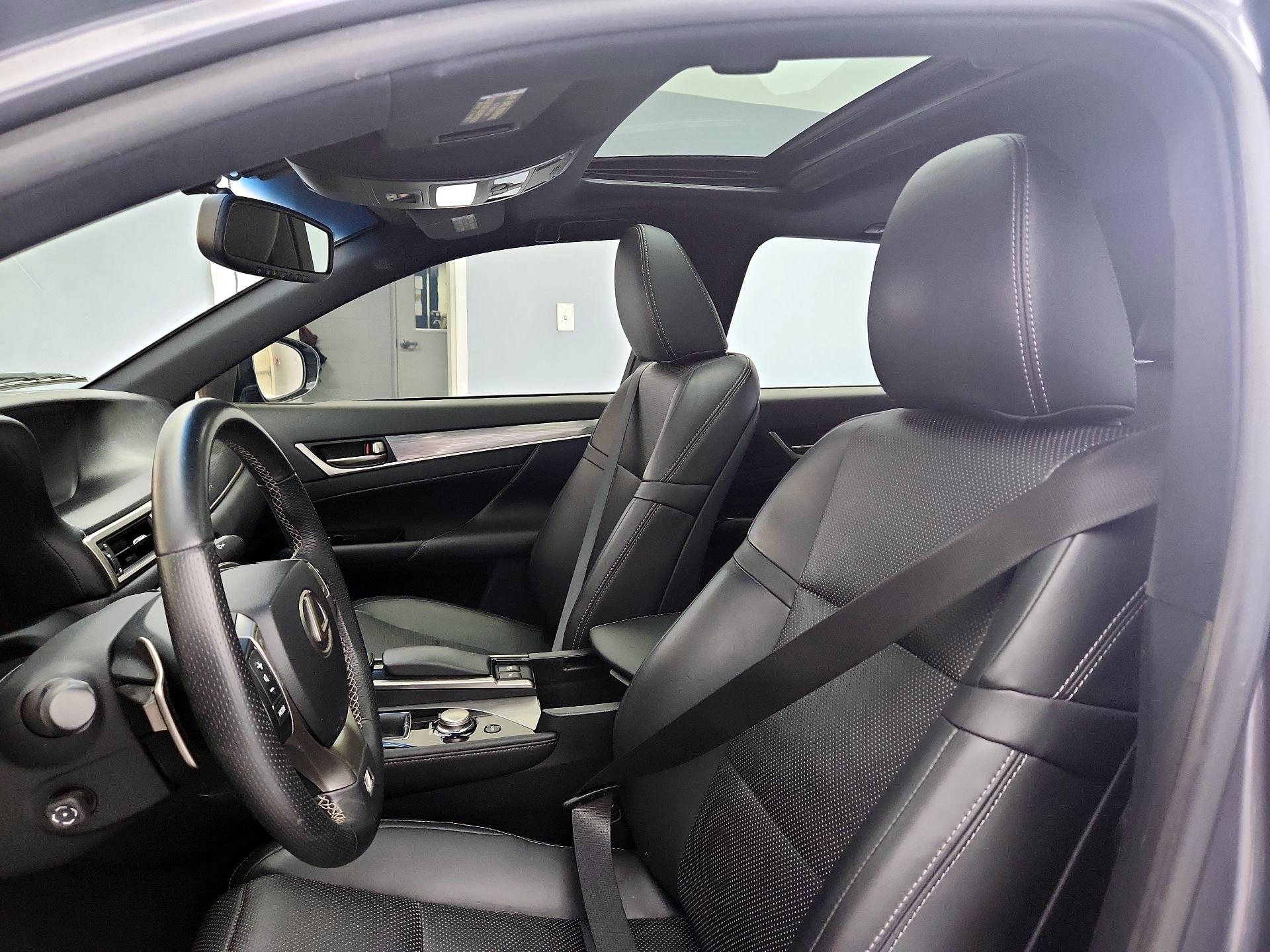 Thumbnail: 2014 Lexus GS - 18