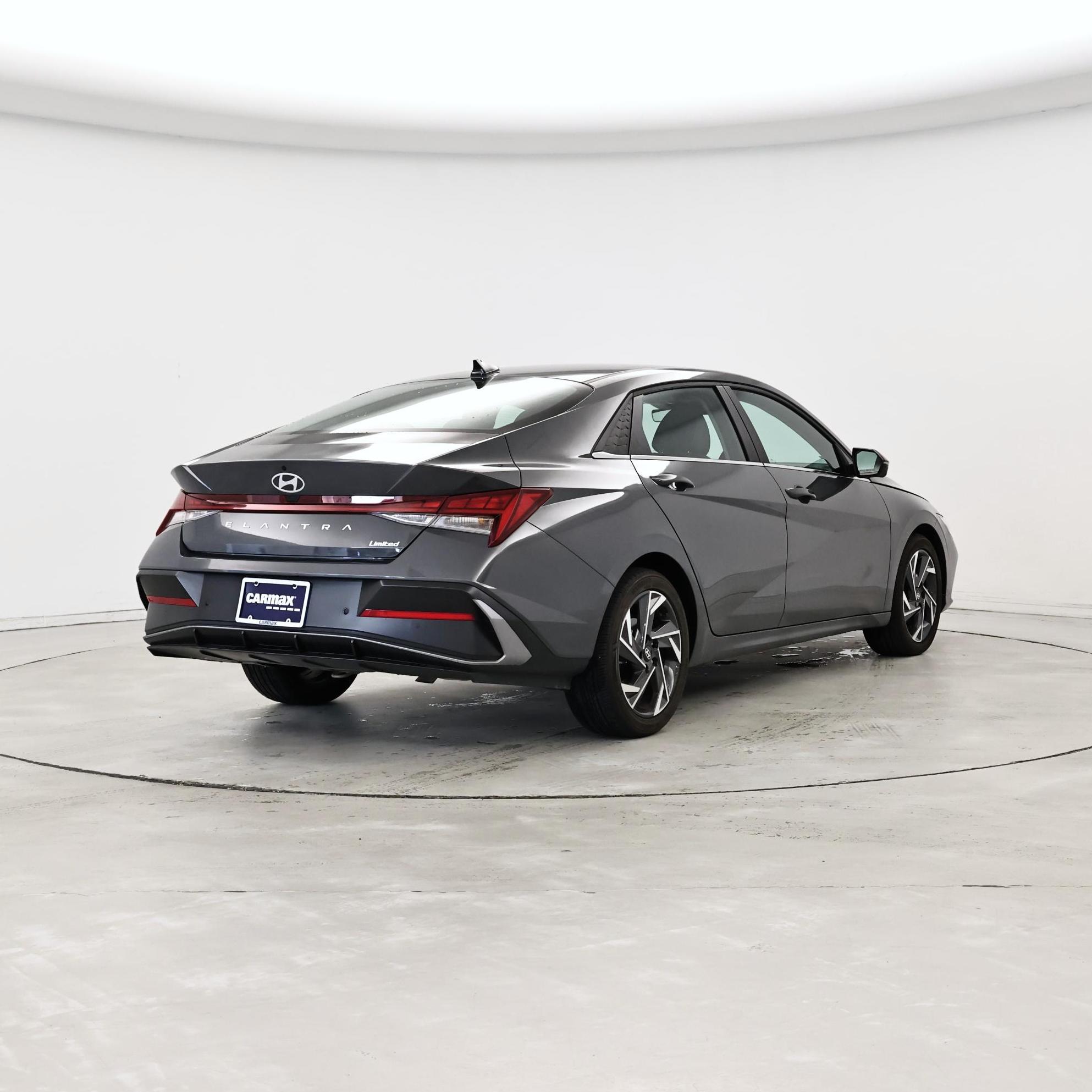 Thumbnail: 2024 Hyundai Elantra - 8