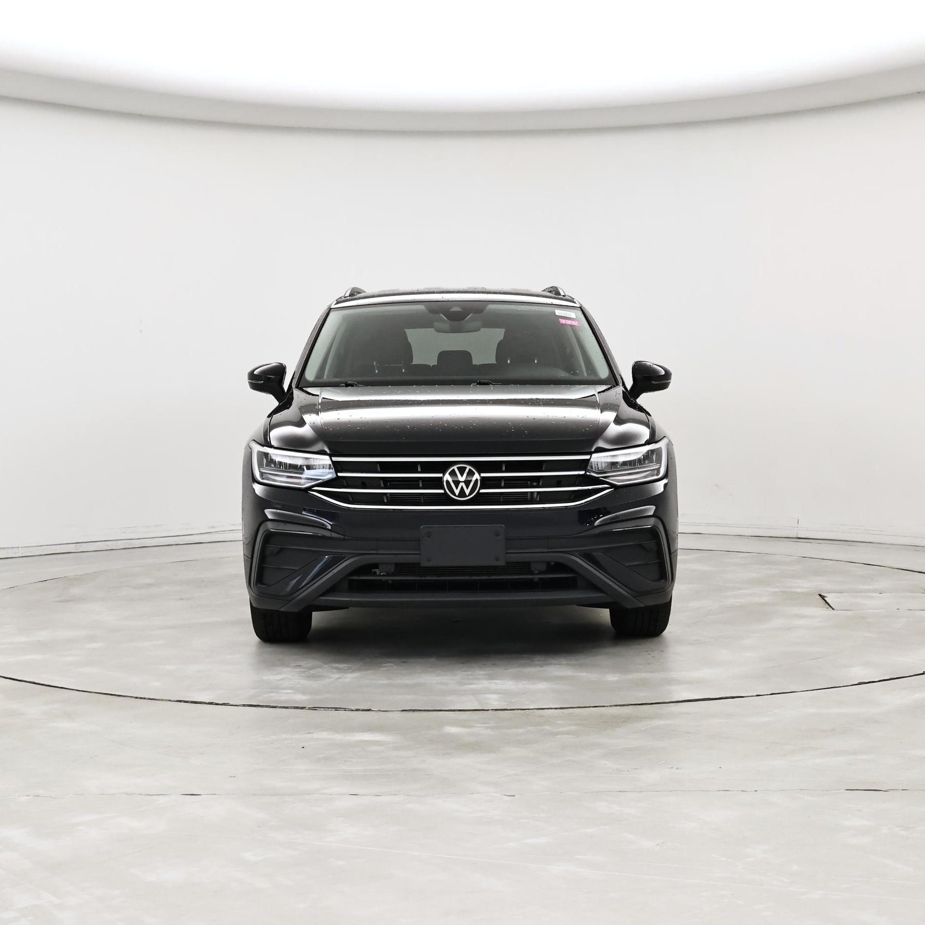 Thumbnail: 2022 Volkswagen Tiguan - 5