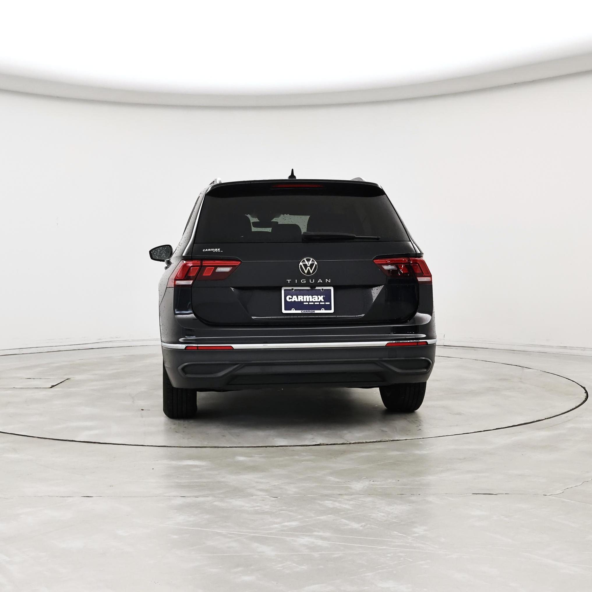 Thumbnail: 2022 Volkswagen Tiguan - 6