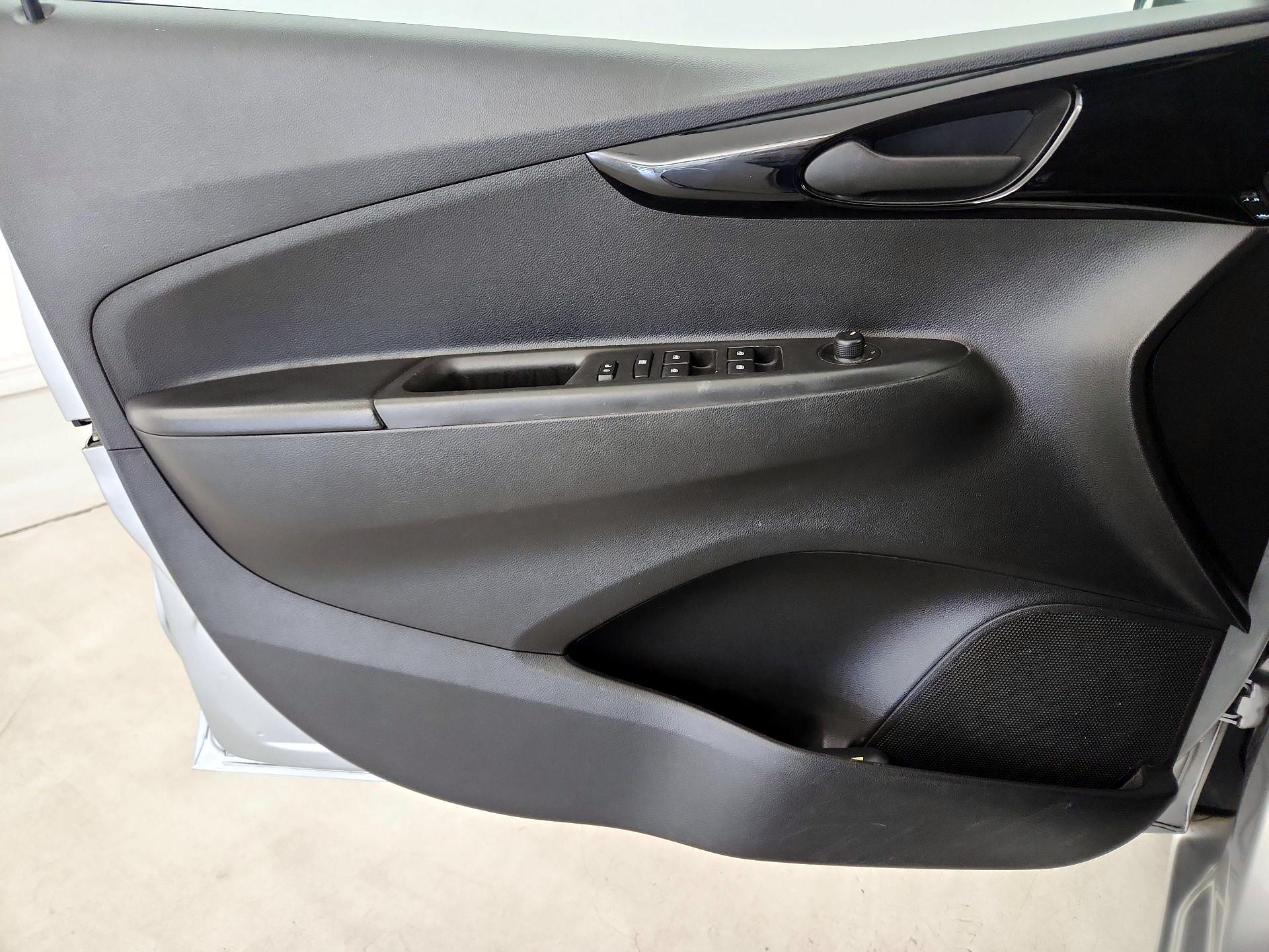 Thumbnail: 2018 Chevrolet Spark - 12