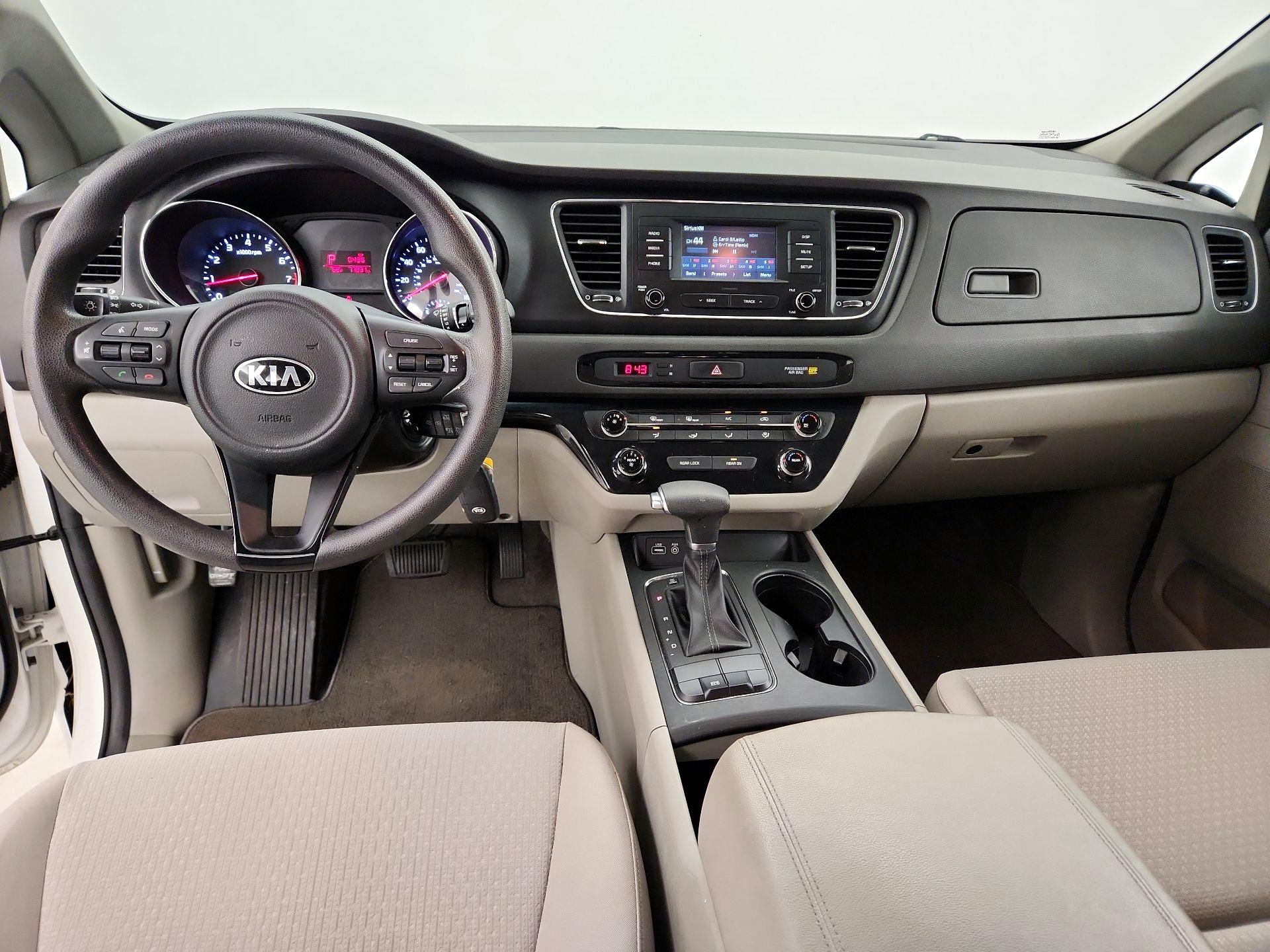 Thumbnail: 2018 Kia Sedona - 9