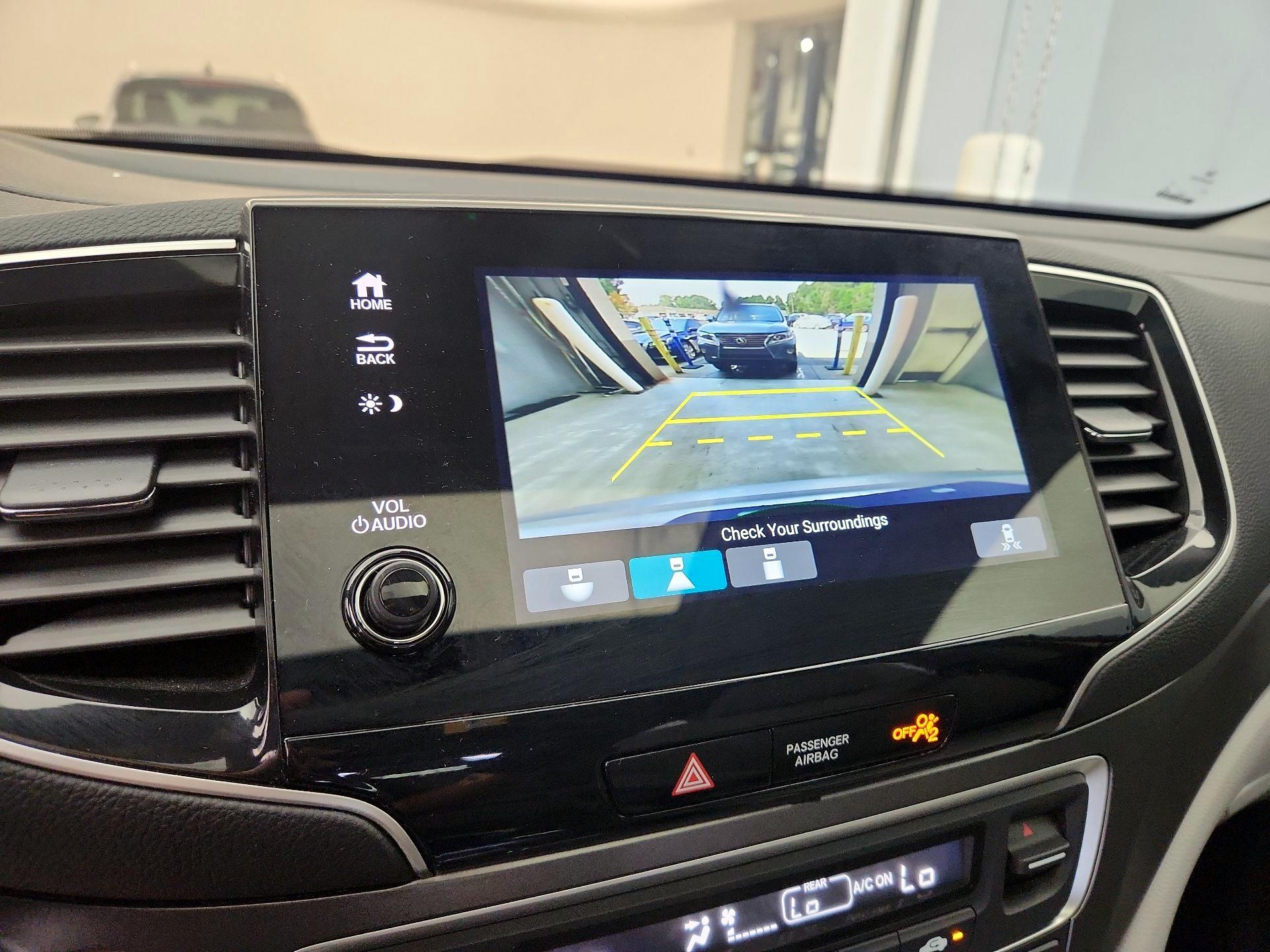 Thumbnail: 2021 Honda Pilot - 14