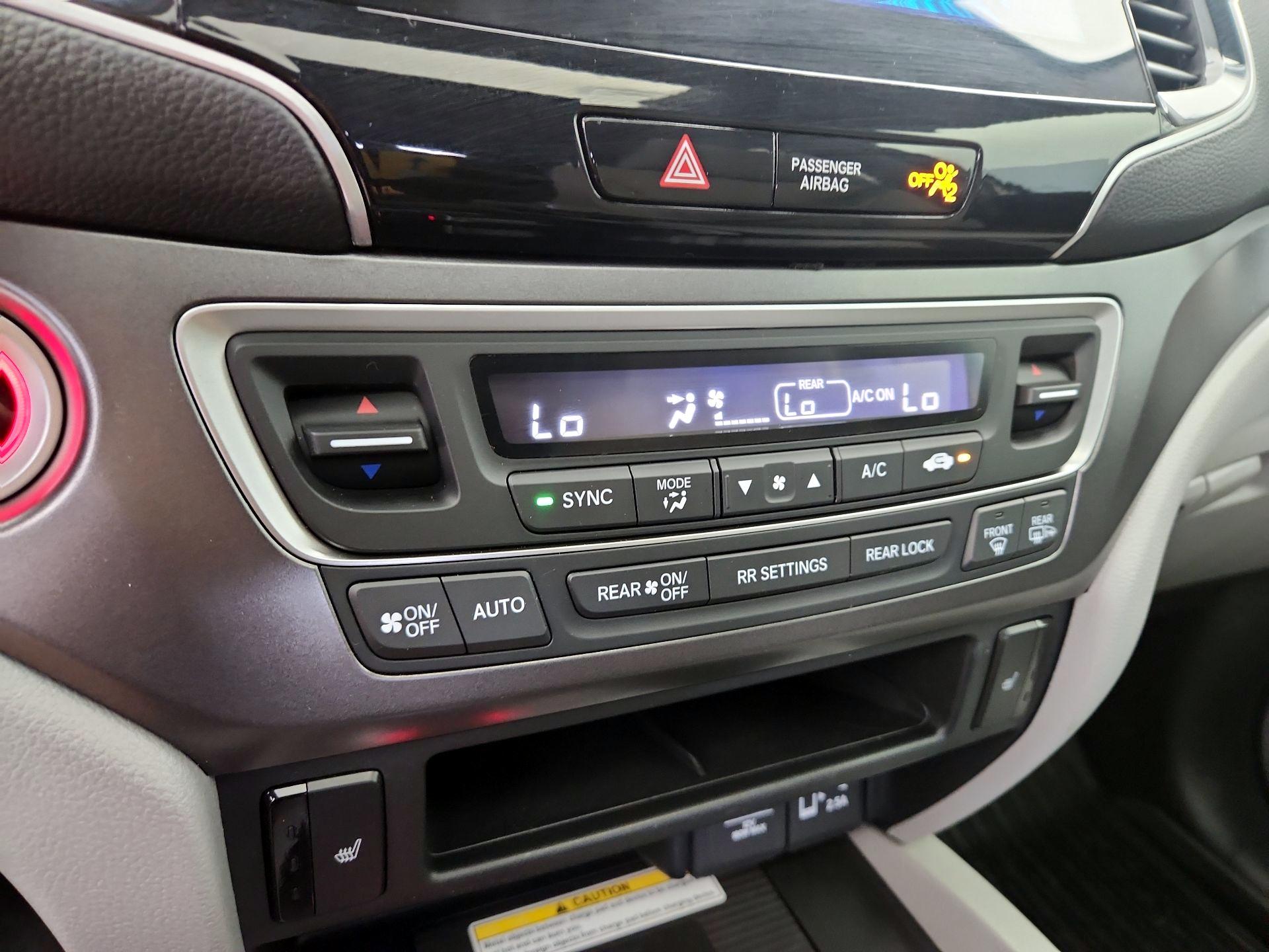 Thumbnail: 2021 Honda Pilot - 16