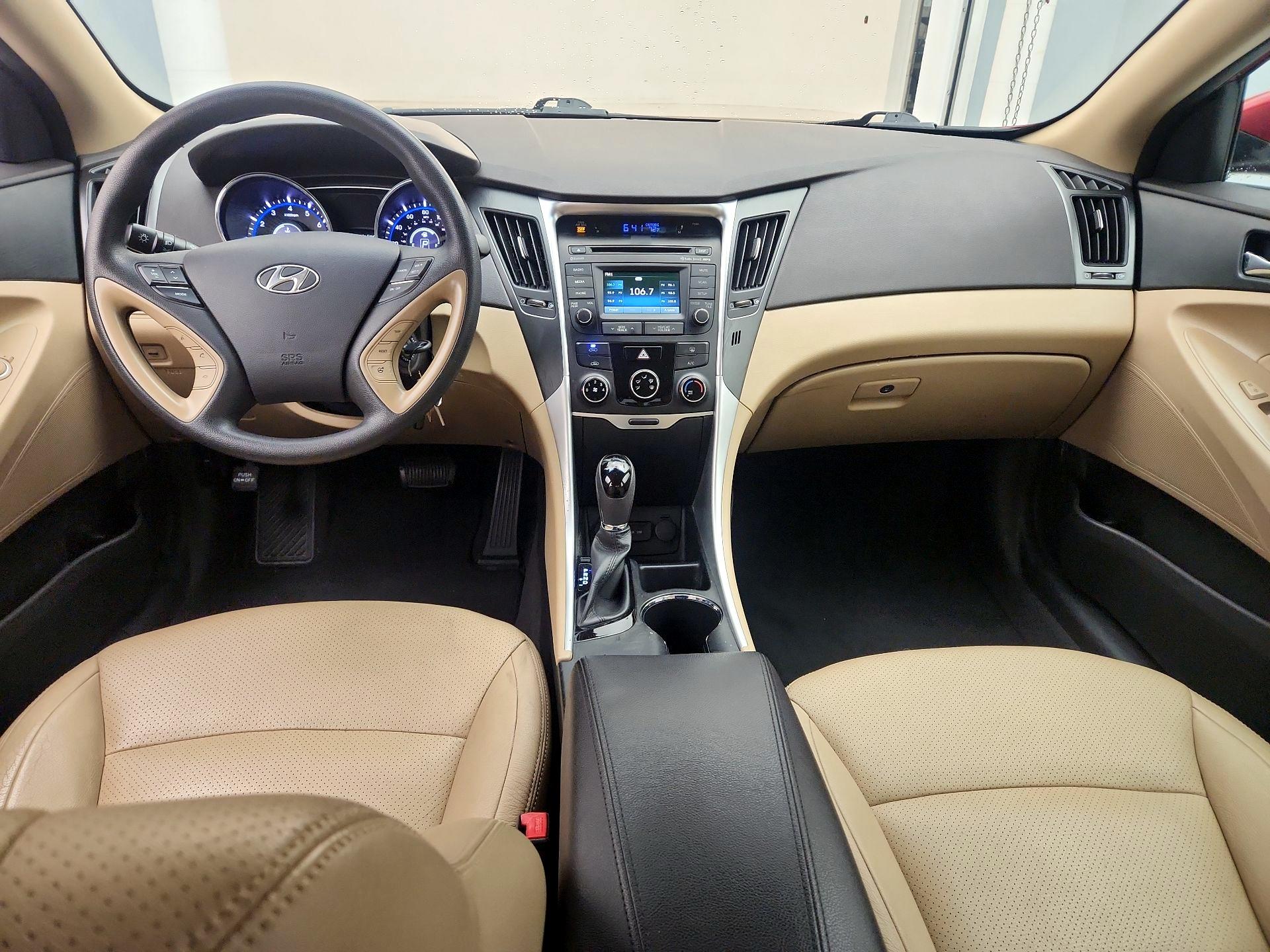 Thumbnail: 2014 Hyundai Sonata - 9